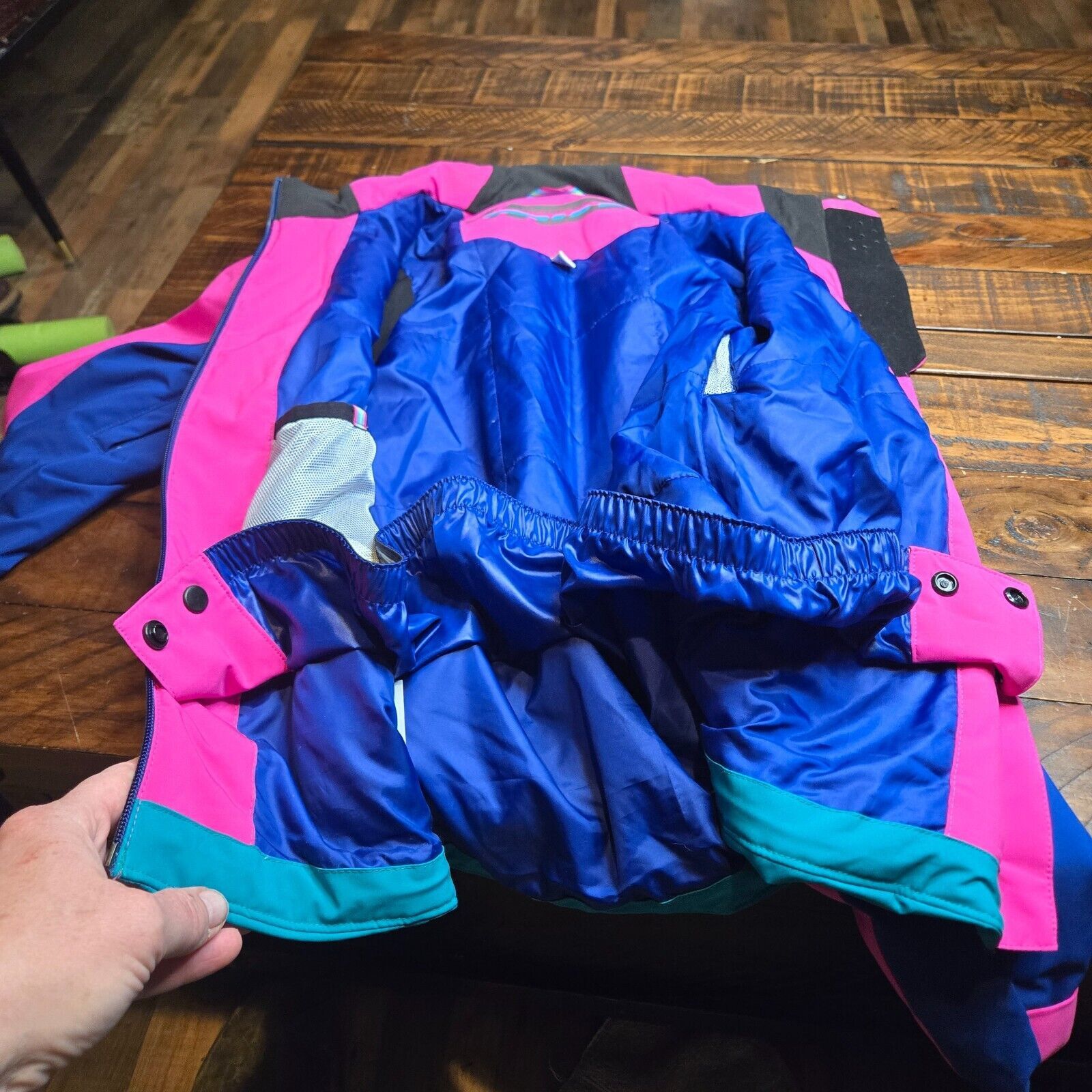 Obermeyer Obermeyer Luna Ski Jacket Women's SZ 2 Neon Hydroblock C2 Size XS / US 0-2 / IT 36-38 - 8 Thumbnail