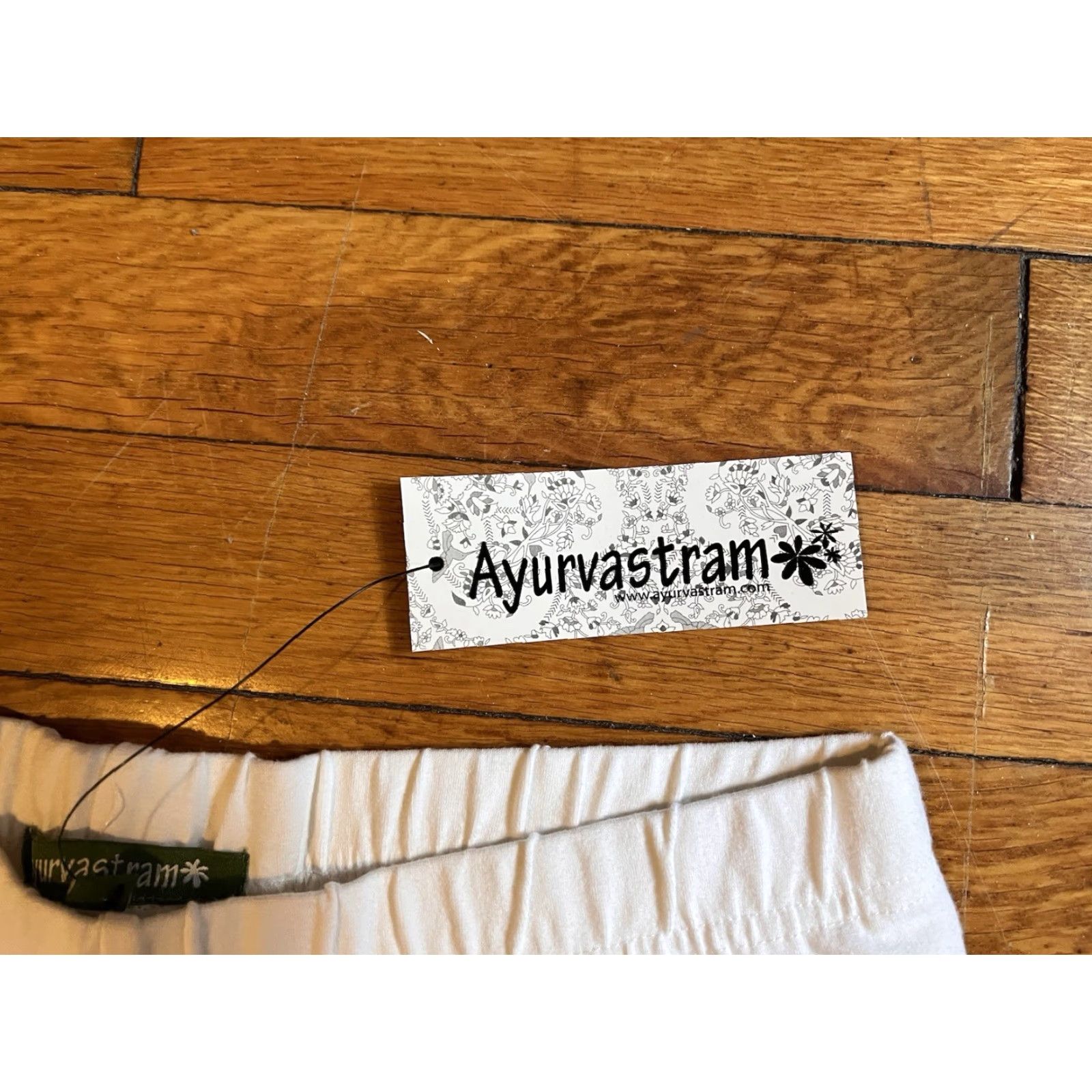 Vintage Ayurvastram Yoga Pants Women’s L White Cotton Blend Spandex Jogger Slim Activewear 34” Inseam Womens Size 26" / US 2 / IT 38 - 3 Thumbnail