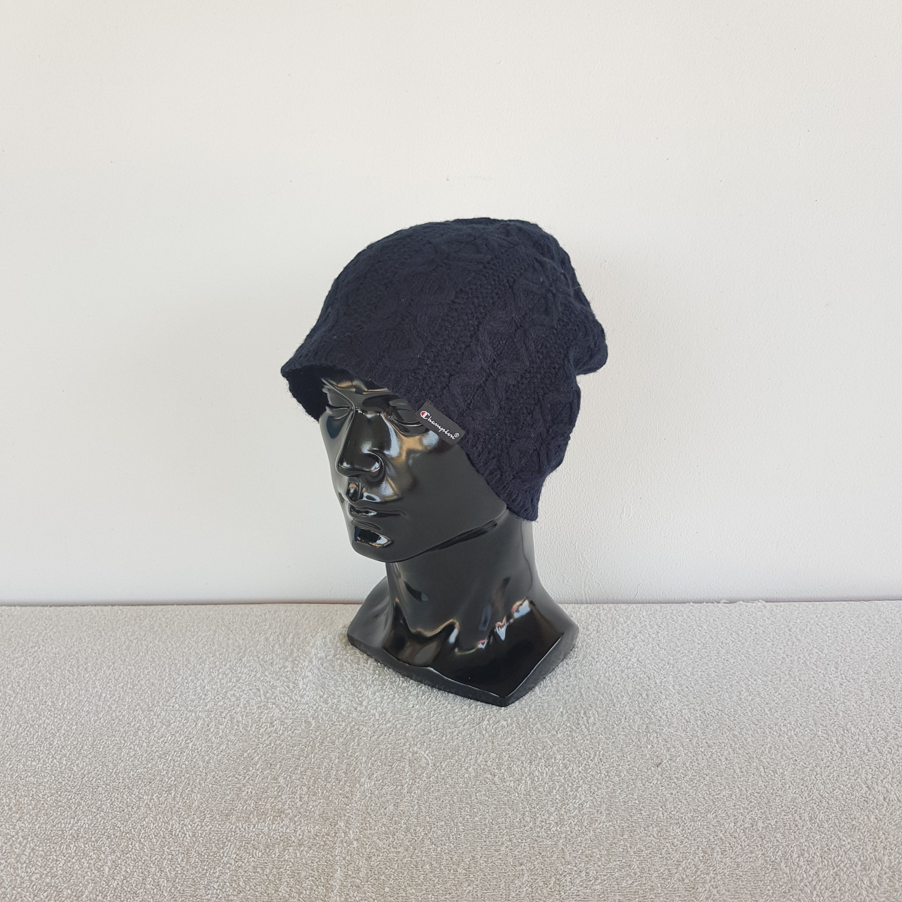 Champion Vintage Champion Beanie Knitted Crochet Snow Caps Hats Size ONE SIZE - 1 Thumbnail