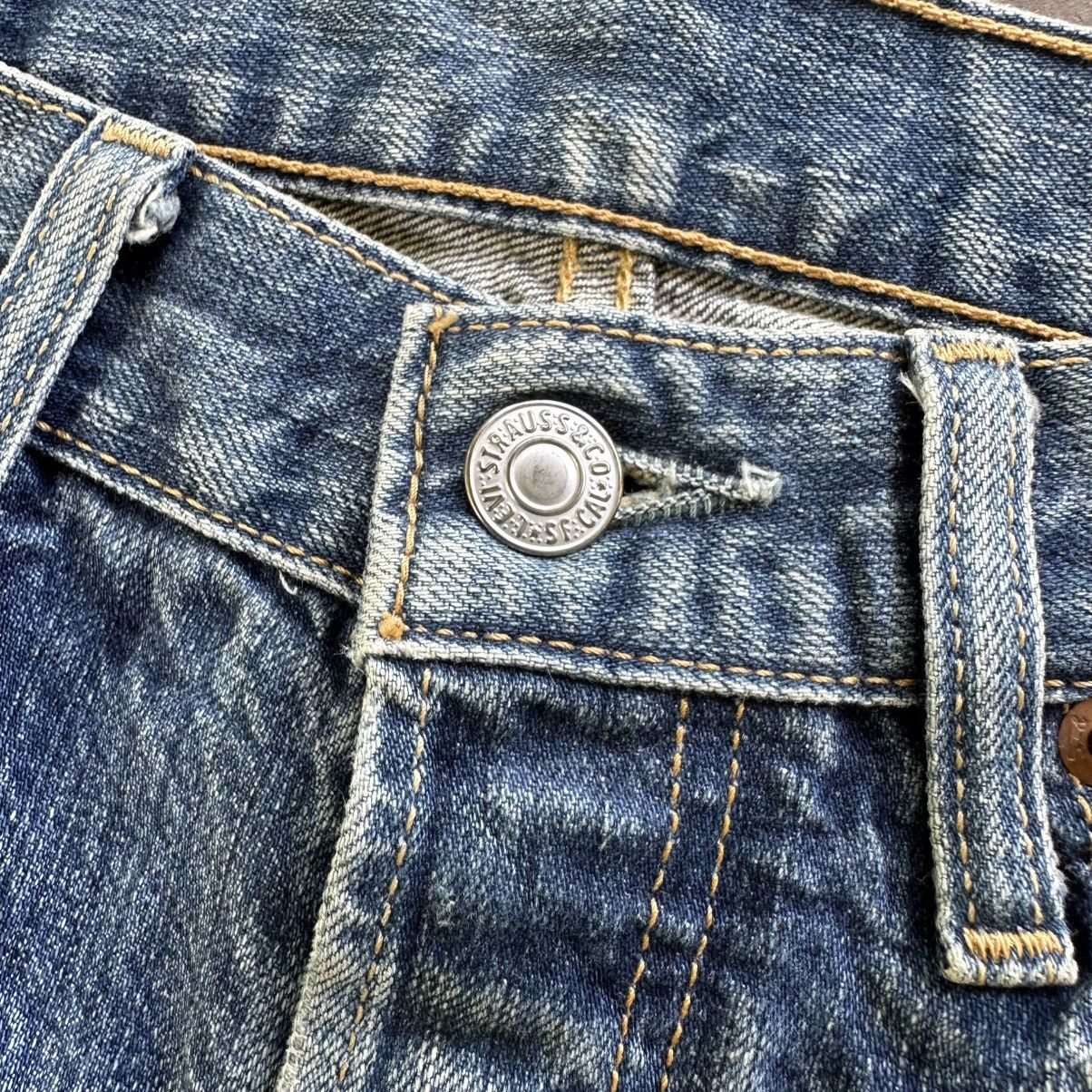 Japanese Brand Vintage Levi’s 501 Distressed Faded Denim Jean Pant W32 Size US 32 / EU 48 - 4 Thumbnail