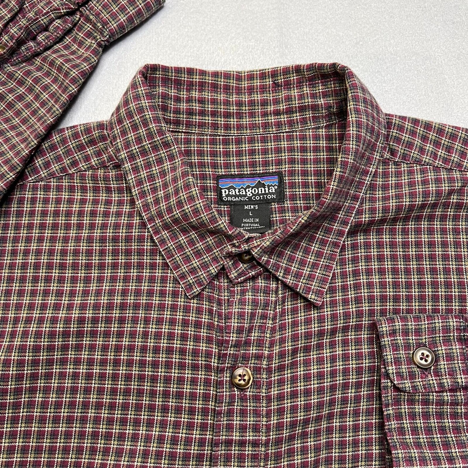 Patagonia Patagonia Organic Cotton Plaid Button Up Shirt Mens Large Size US L / EU 52-54 / 3 - 2 Thumbnail