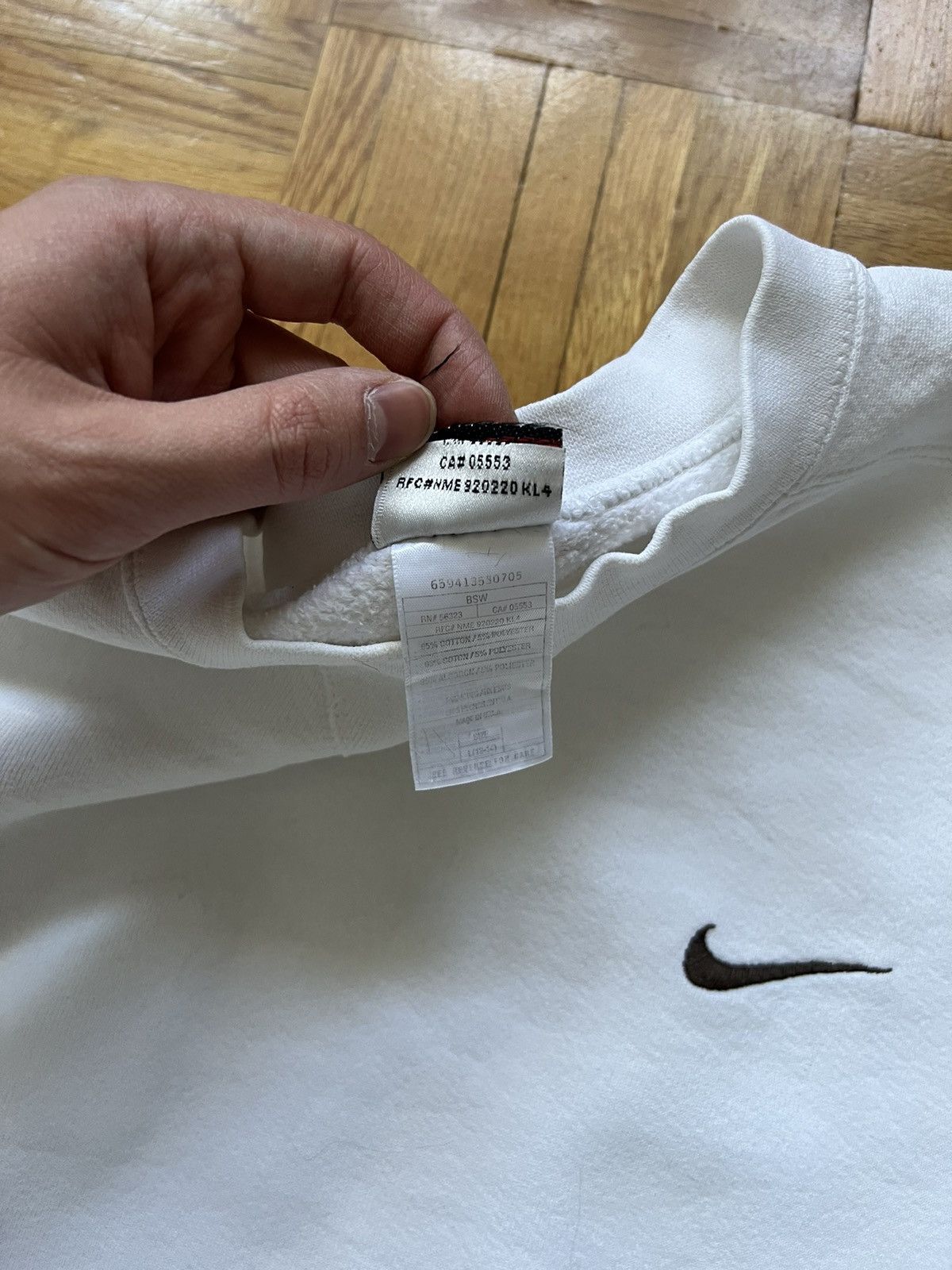 Nike × Vintage Sweatshirt Nike Vintage 80’s 90’s Boxy Fit 61x63 cm Size US M / EU 48-50 / 2 - 3 Thumbnail
