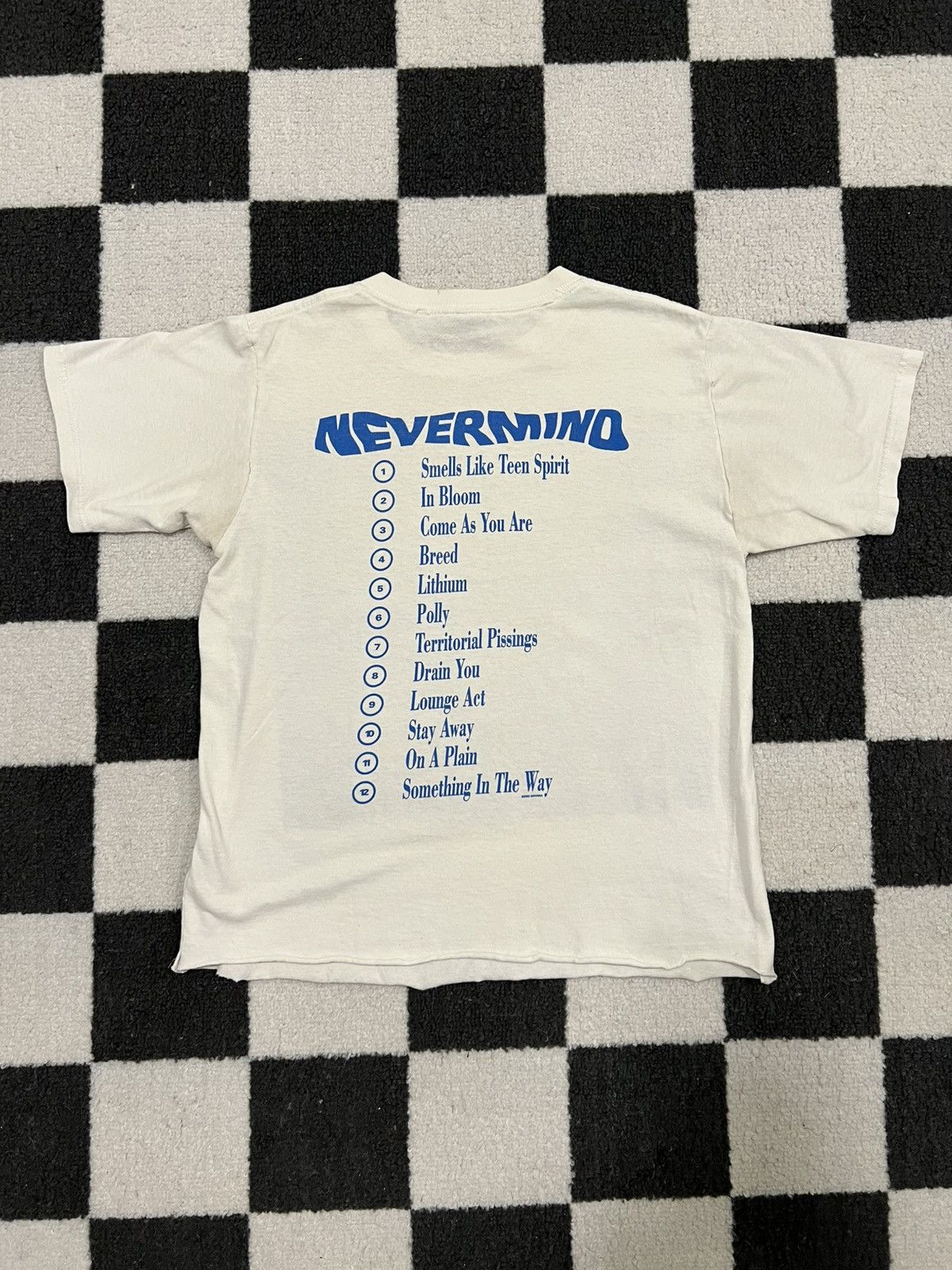 Vintage Vintage 2002 Nirvana Nevermind Tee Size US S / EU 44-46 / 1 - 5 Thumbnail
