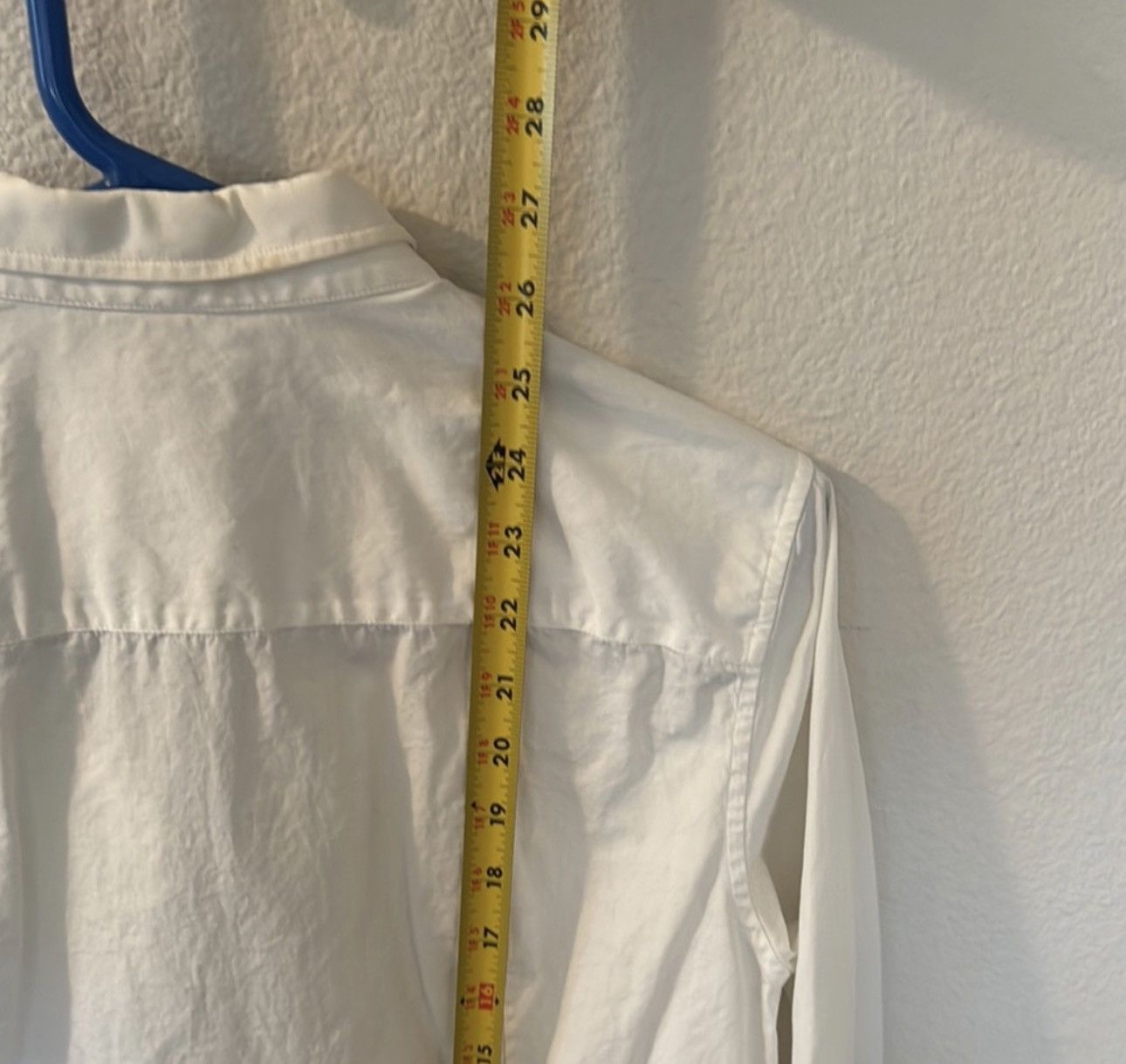 Dolce & Gabbana Dolce and gabbana crisp white button collar shirt Size US L / EU 52-54 / 3 - 8 Thumbnail