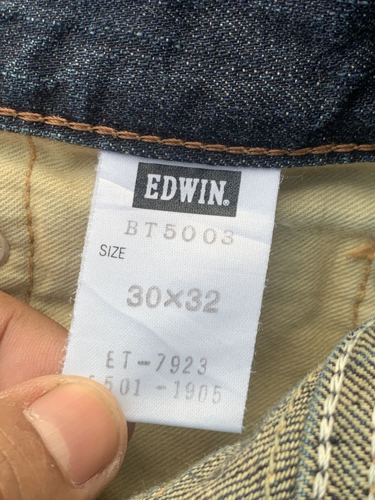Edwin VINTAGE EDWIN 503 FADE BLUE. Size US 32 / EU 48 - 10 Thumbnail