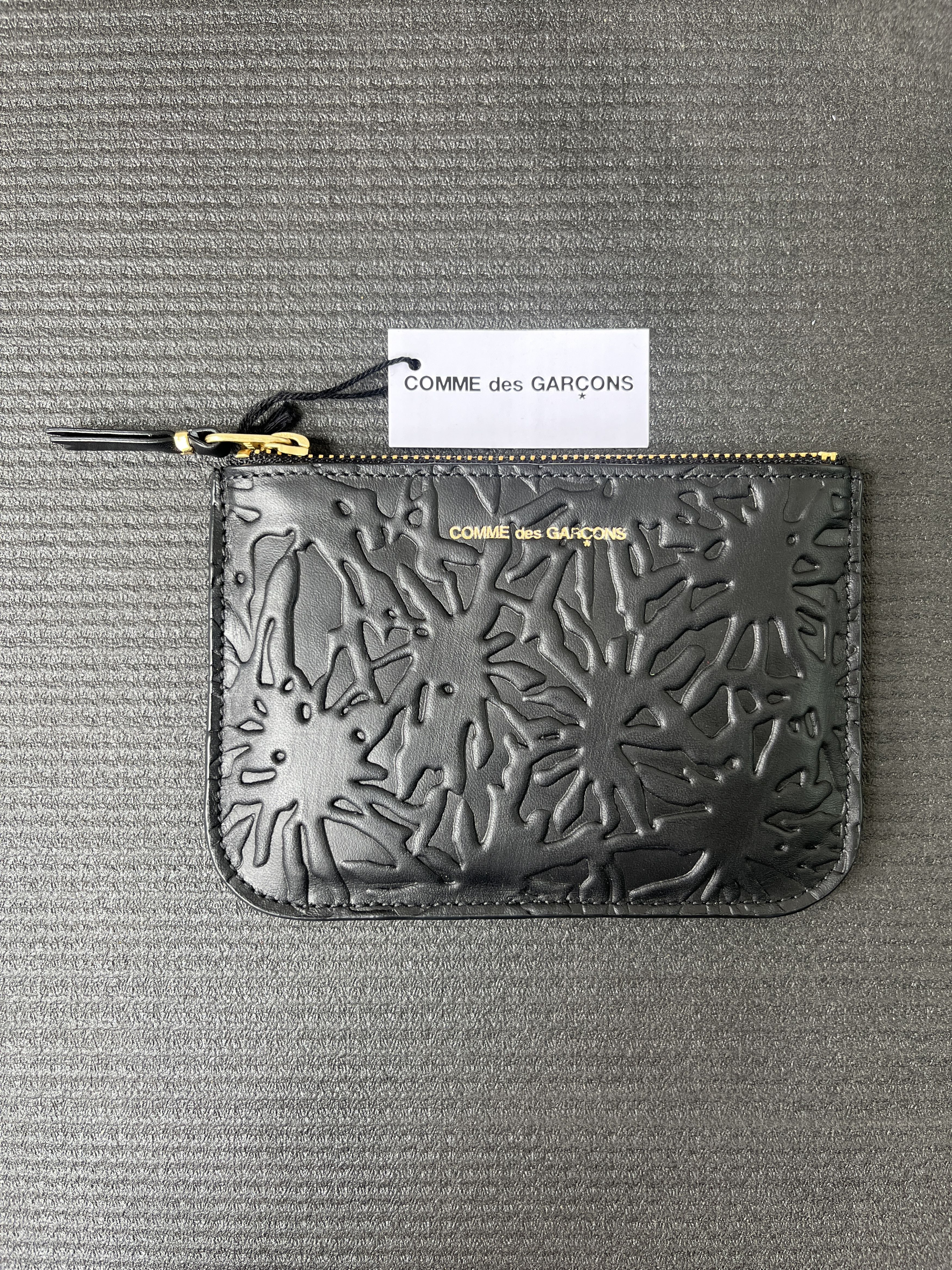 Comme des Garcons Comme des Garcons Embossed Forest Zip Pouch Wallet Size ONE SIZE - 1 Thumbnail