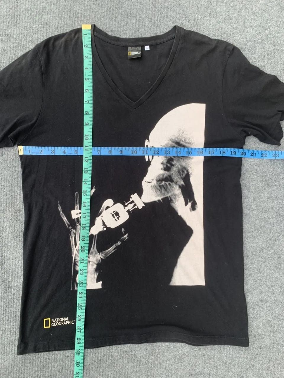 Japanese Brand NATIONAL GEOGRAPHIC V NECK TSHIRT. Size US L / EU 52-54 / 3 - 7 Thumbnail