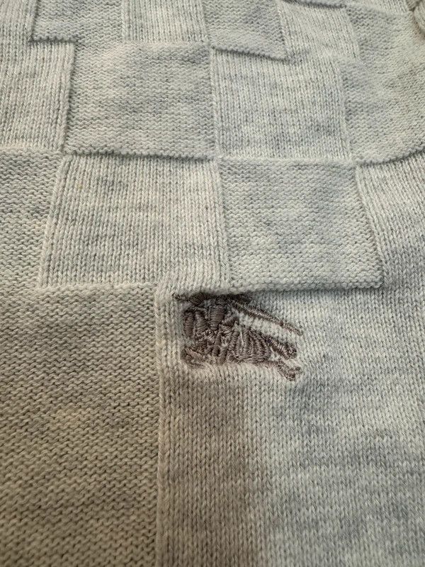 Burberry Burberry Black Label Japan V-neck sweater premium size 2 M Size M / US 6-8 / IT 42-44 - 4 Thumbnail