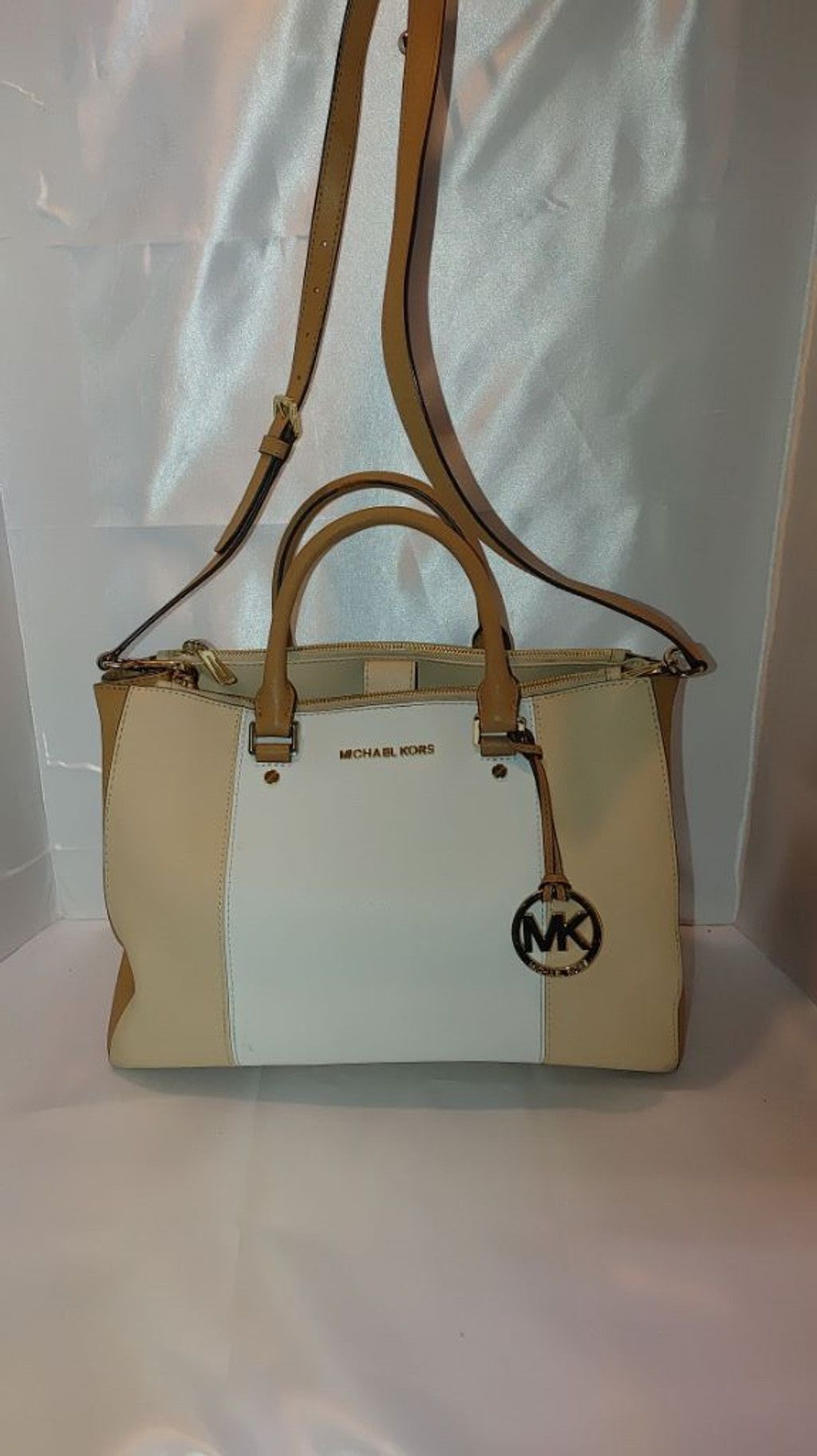 Michael Kors Michael Kors Sutton Saffiano Leather Satchel Size ONE SIZE - 4 Thumbnail