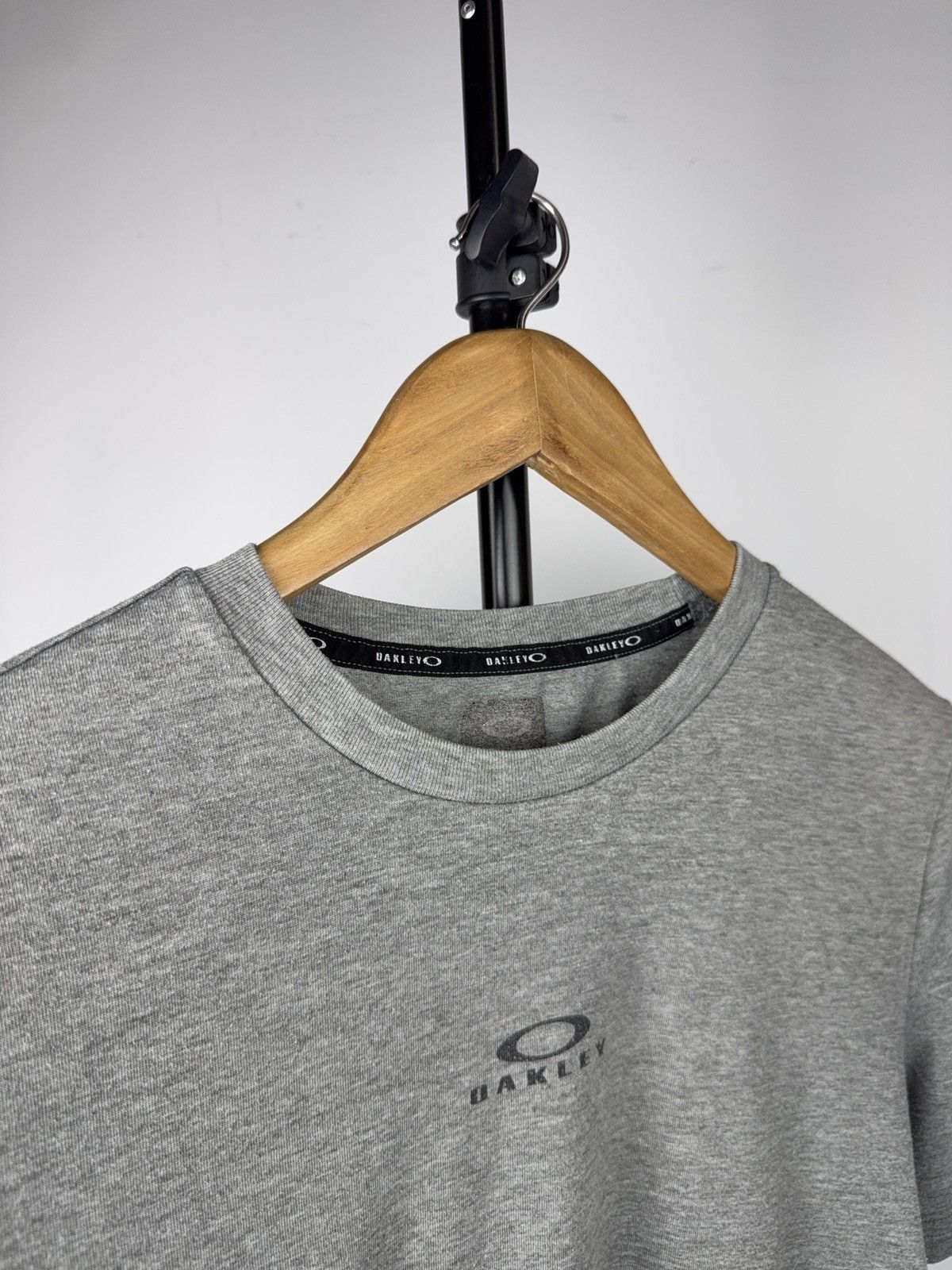 Oakley Oakley Heather Gray Minimal Logo Athletic T-Shirt Lifestyle Size US S / EU 44-46 / 1 - 3 Thumbnail