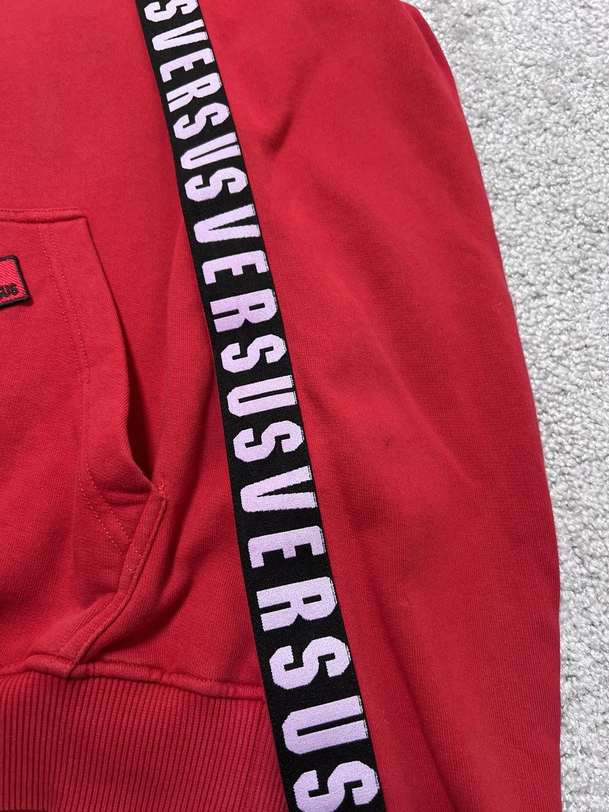 Versus Versace Versace Versus Red Lampas Hoodie Size M Size US M / EU 48-50 / 2 - 5 Thumbnail