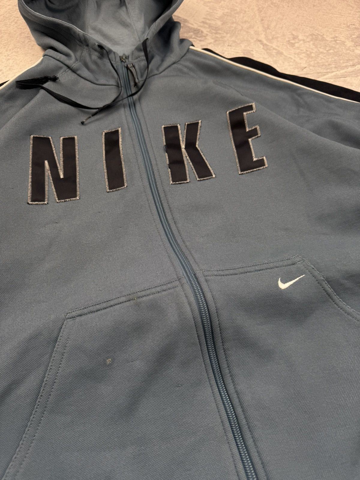 Nike × Vintage NIKE VINTAGE CENTER LOGO OVERSIZE BOXY HOODIE Size US L / EU 52-54 / 3 - 4 Thumbnail