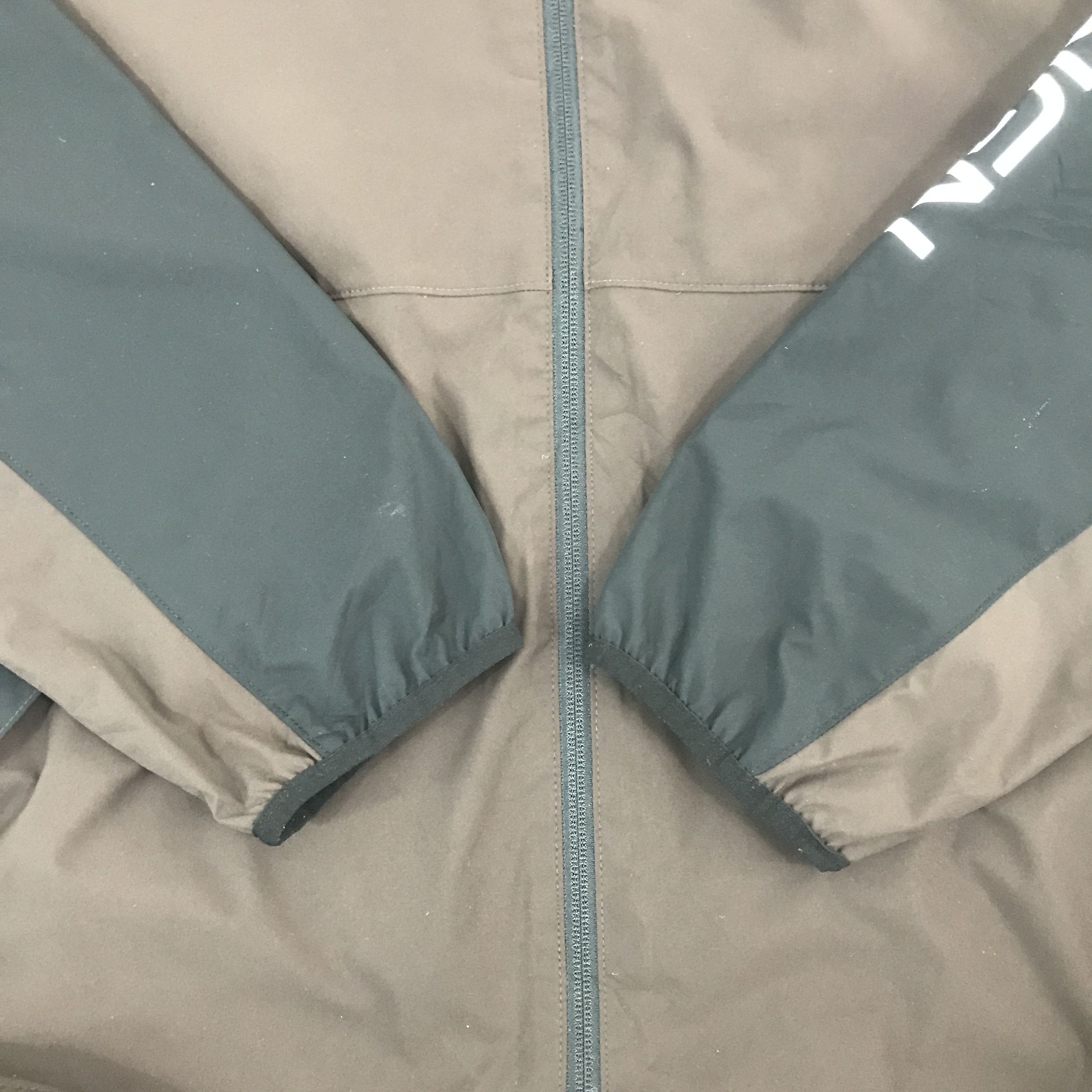 Beams Japan × Japanese Brand × Vintage Vintage Beams Design windbreaker hoodies Jacket Size US XL / EU 56 / 4 - 7 Thumbnail