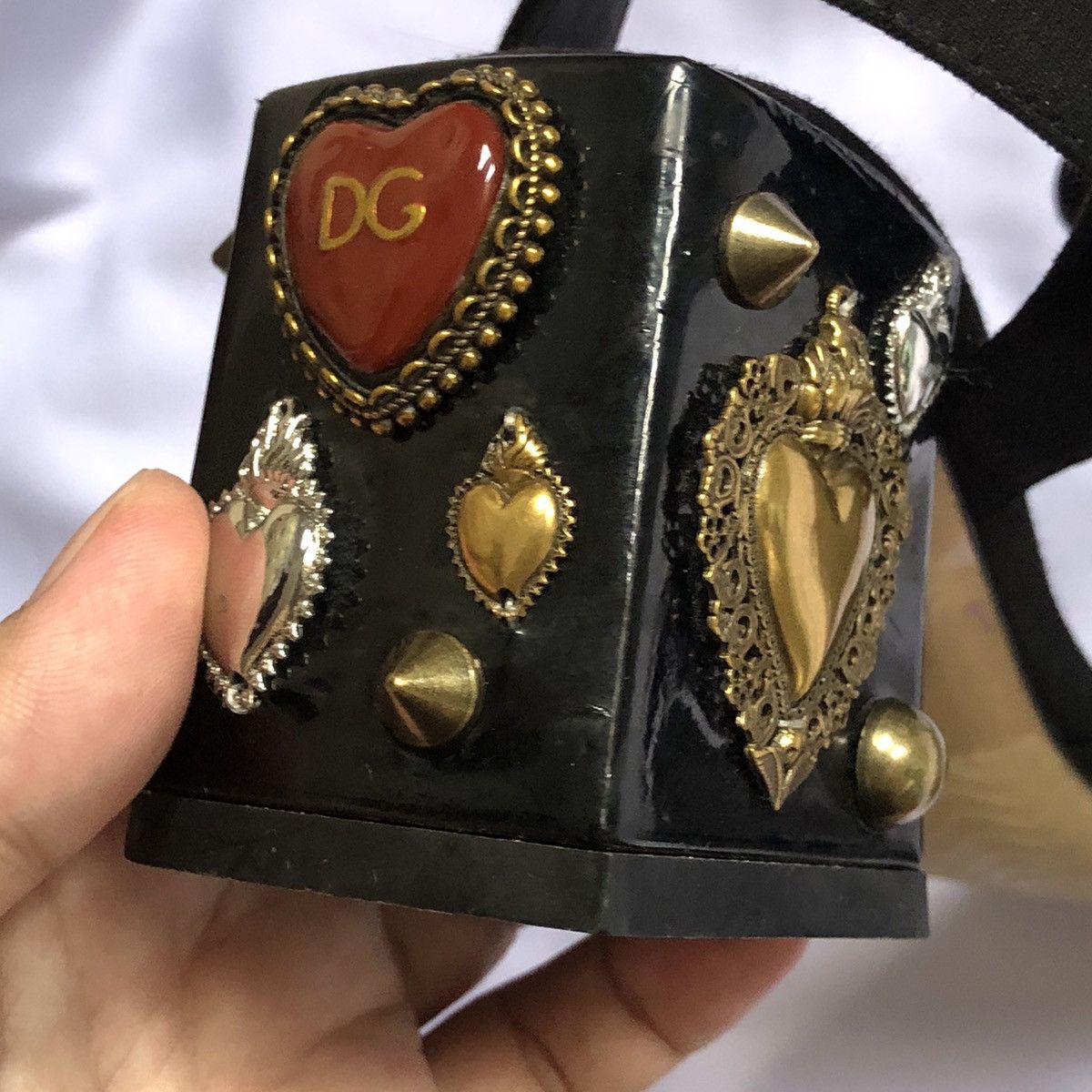 Designer × Dolce & Gabbana × Vintage Dolce & Gabbana Sacred