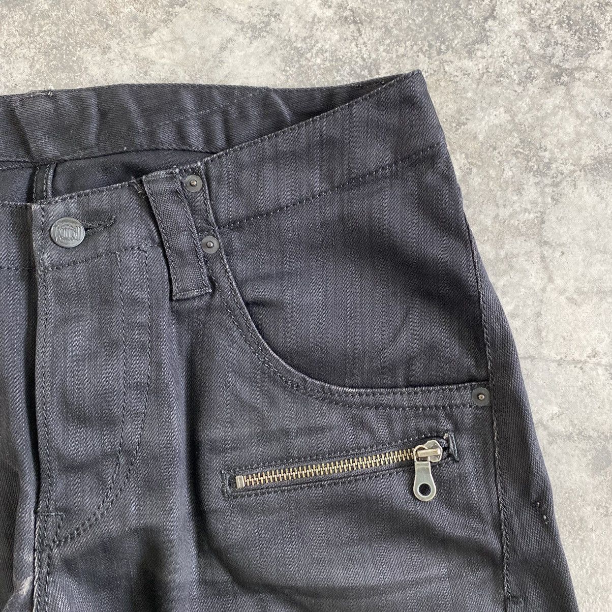 Japanese Brand Vintage Troiso Japan Curved Leg Coated Black Jeans Size US 31 - 8 Thumbnail