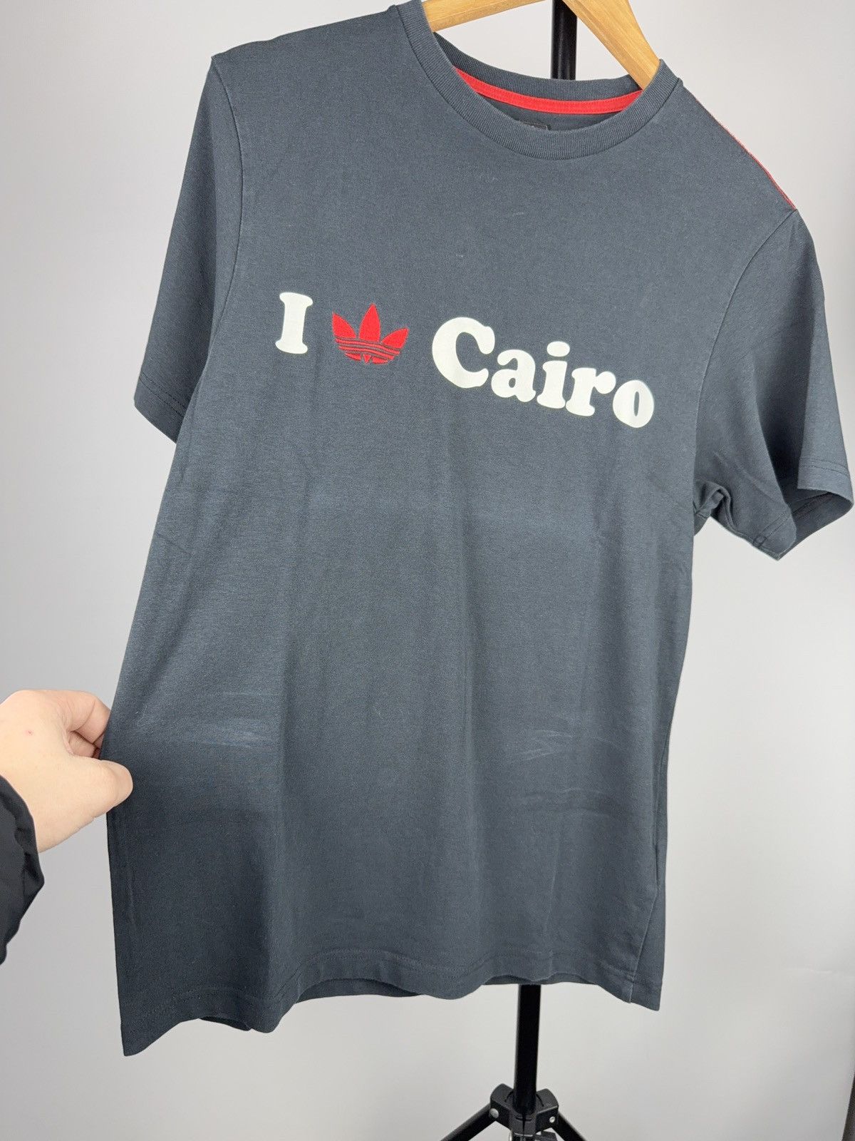 Adidas 00s Adidas Originals I Love Cairo Graphic T-Shirt Grey Size US S / EU 44-46 / 1 - 9 Thumbnail
