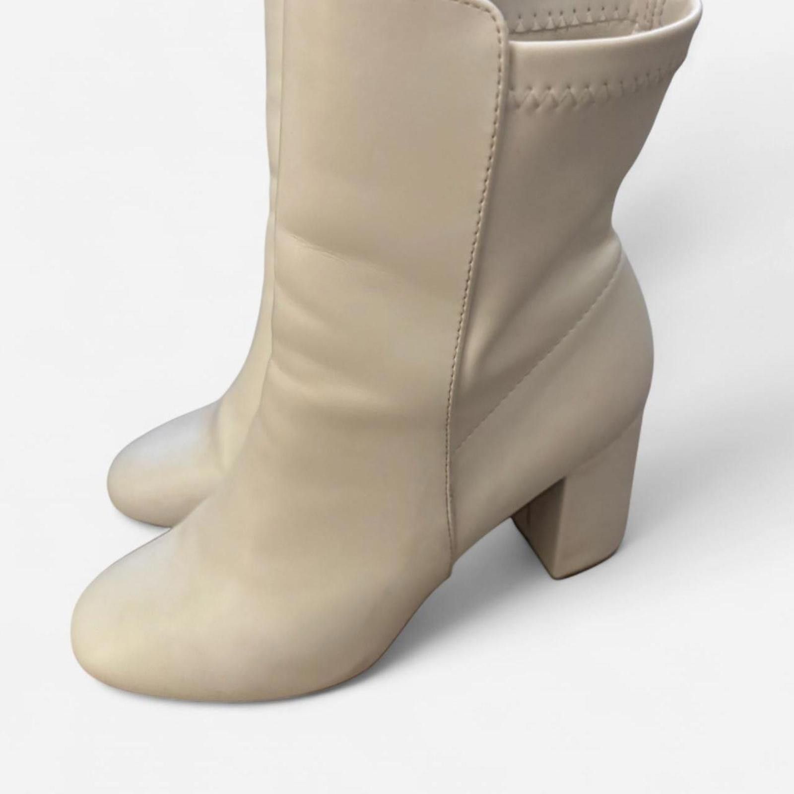 Other White block heel ankle boots Size US 7 / IT 37 - 2 Thumbnail