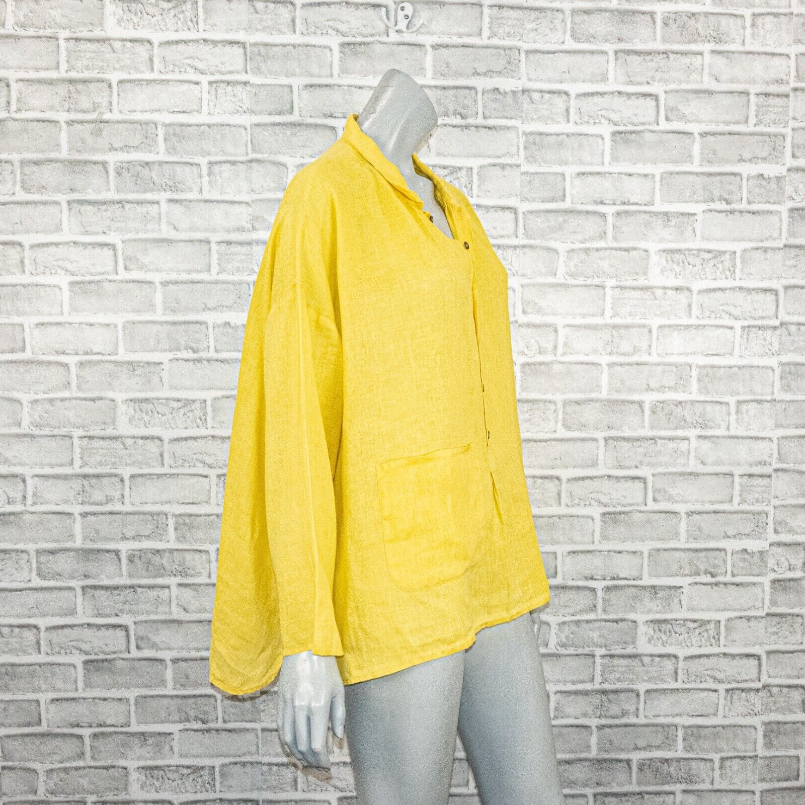eskandar Eskandar Women's 100% Linen Boxy oversize 1/2 button Blouse Size ONE SIZE - 5 Thumbnail