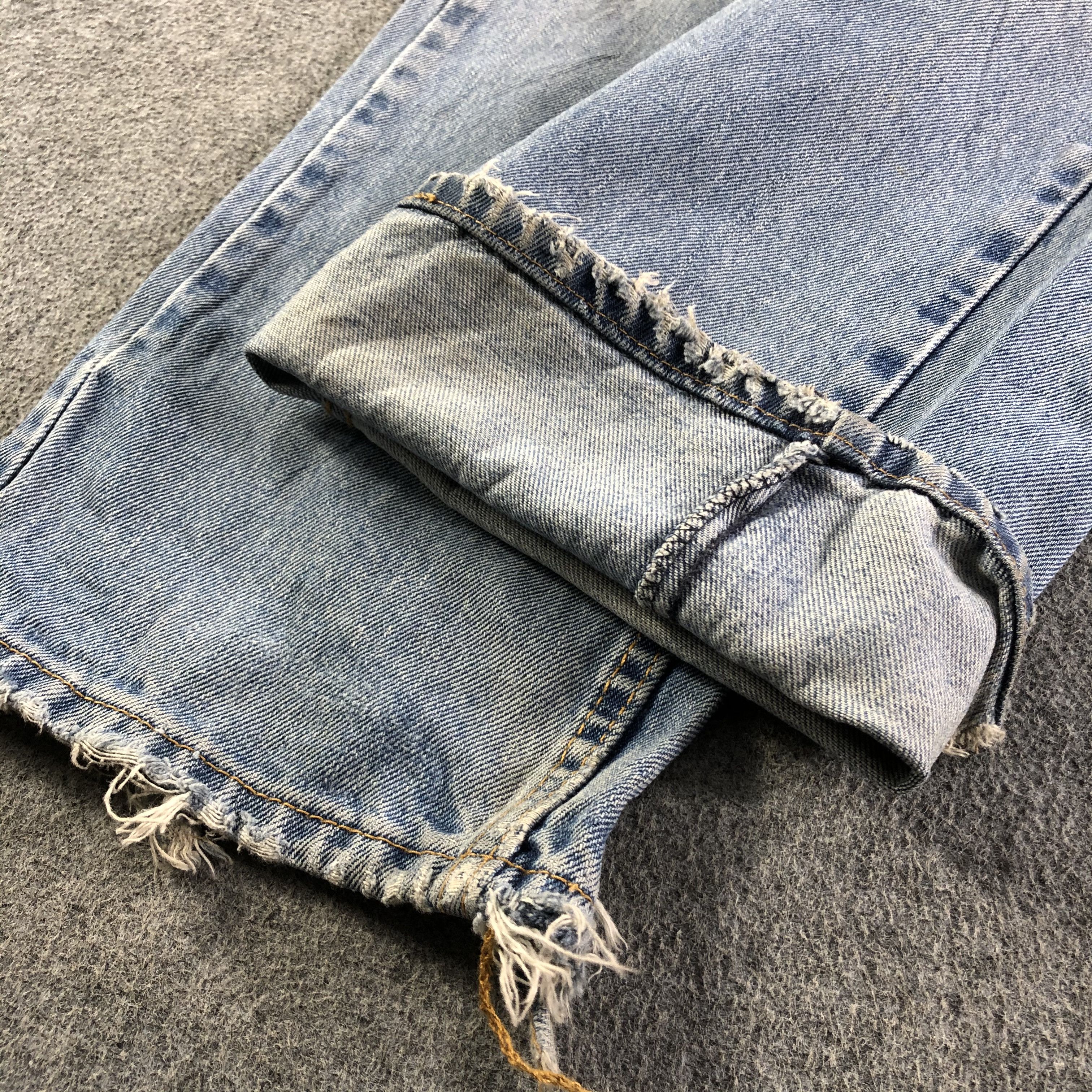 Levi's Vintage Levis 505 Jeans-J3386 Size US 35 - 7 Thumbnail