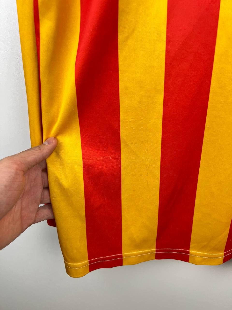 Vintage Galatasaray 11 Home 1996-1997 Soccer Long sleeve size L Size US L / EU 52-54 / 3 - 6 Thumbnail
