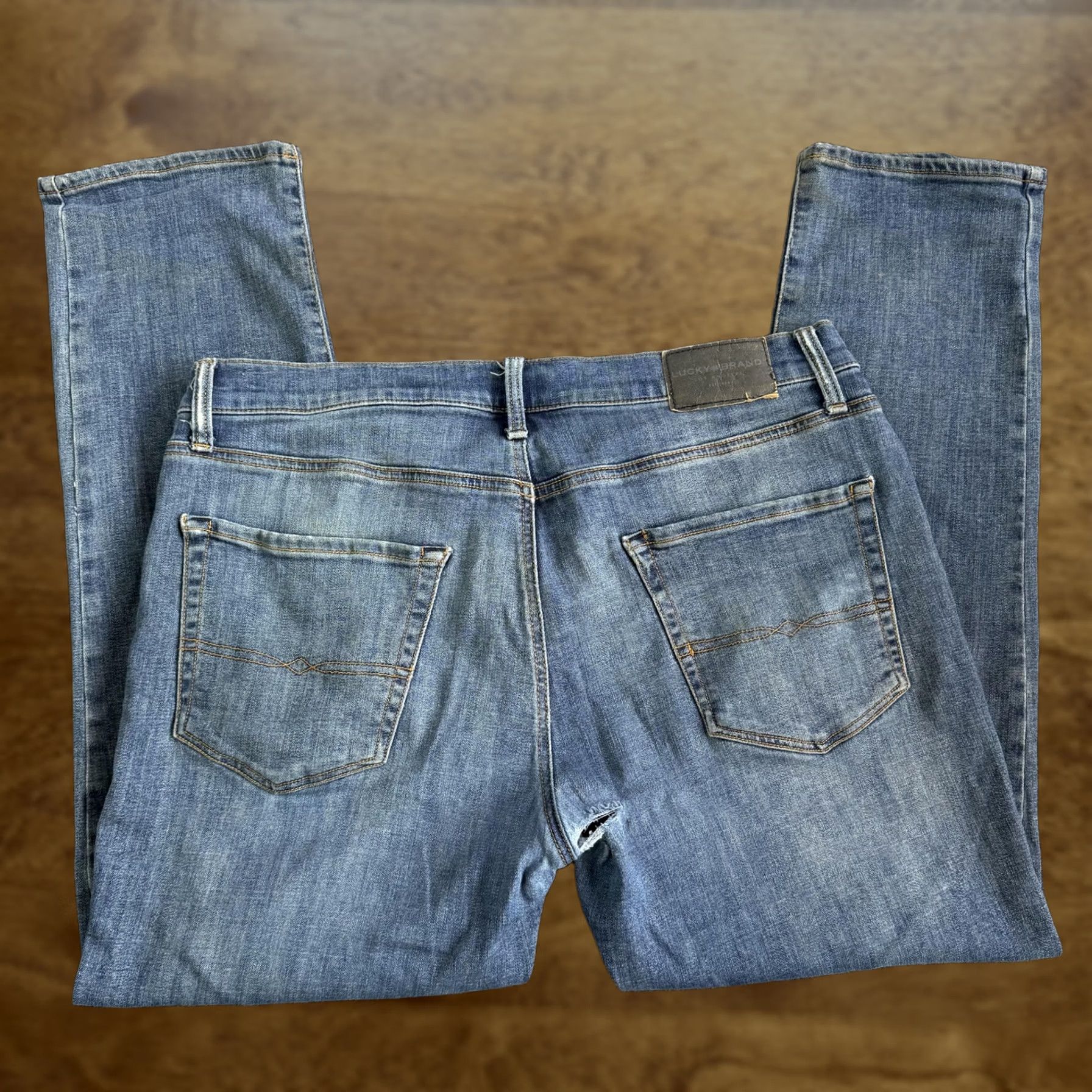 Lucky Brand Lucky Brand 223 Straight Jeans Mens 34x30 Medium Wash Blue Denim For Repair Size US 34 / EU 50 - 1 Thumbnail