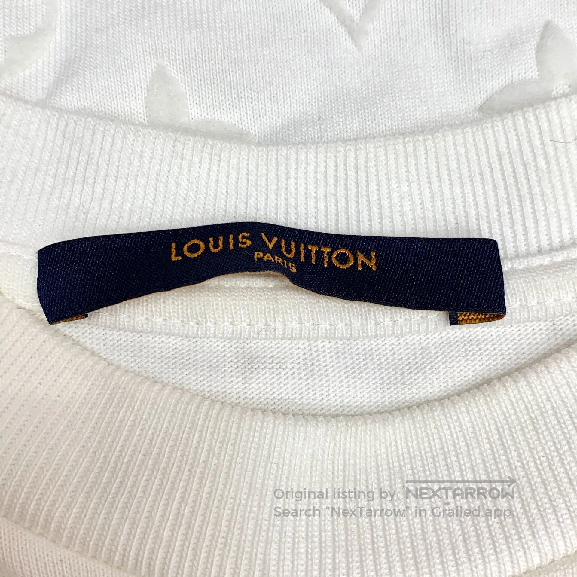 Louis Vuitton Louis Vuitton White logo embossed all-printed round neck s Size US XS / EU 42 / 0 - 5 Thumbnail