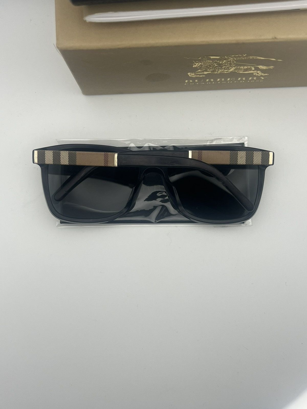 Burberry Burberry check sunglasses Size ONE SIZE - 2 Thumbnail