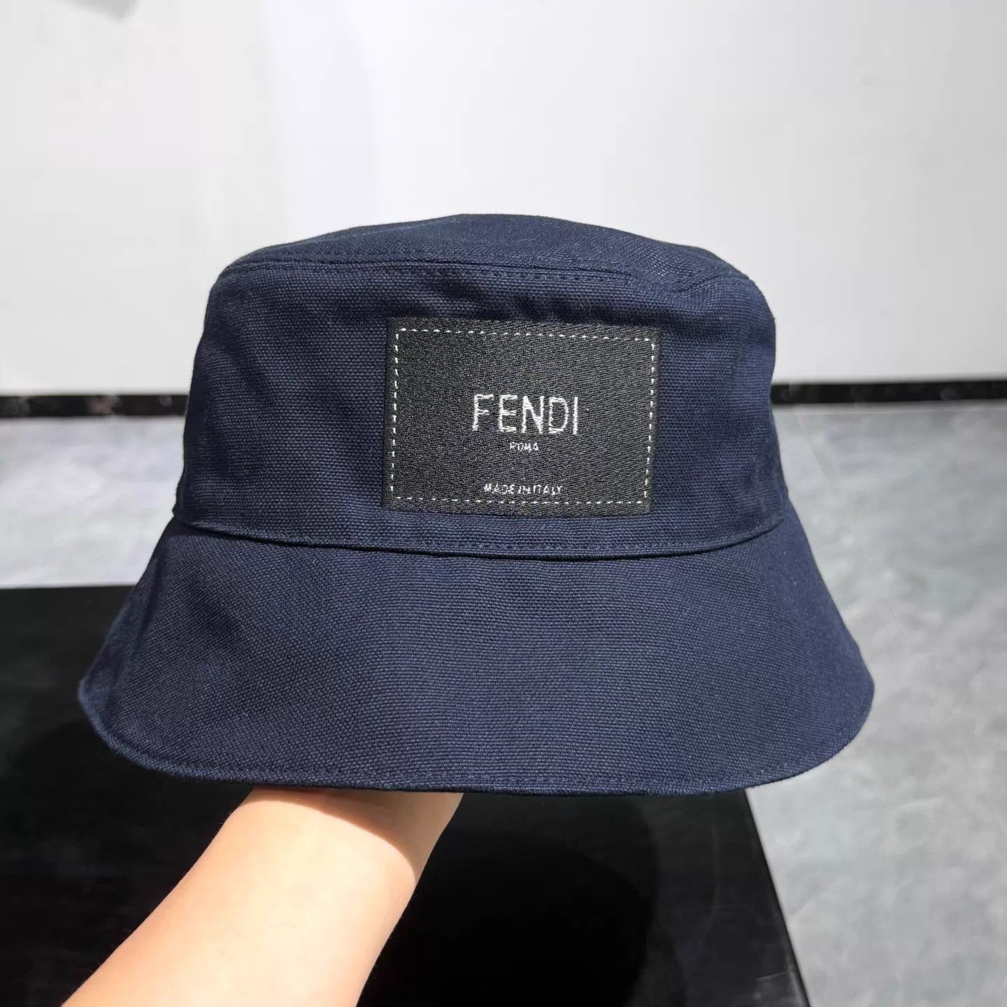 Fendi Fendi Embroidered Logo Navy Blue Fisherman Hat M Size ONE SIZE - 1 Thumbnail