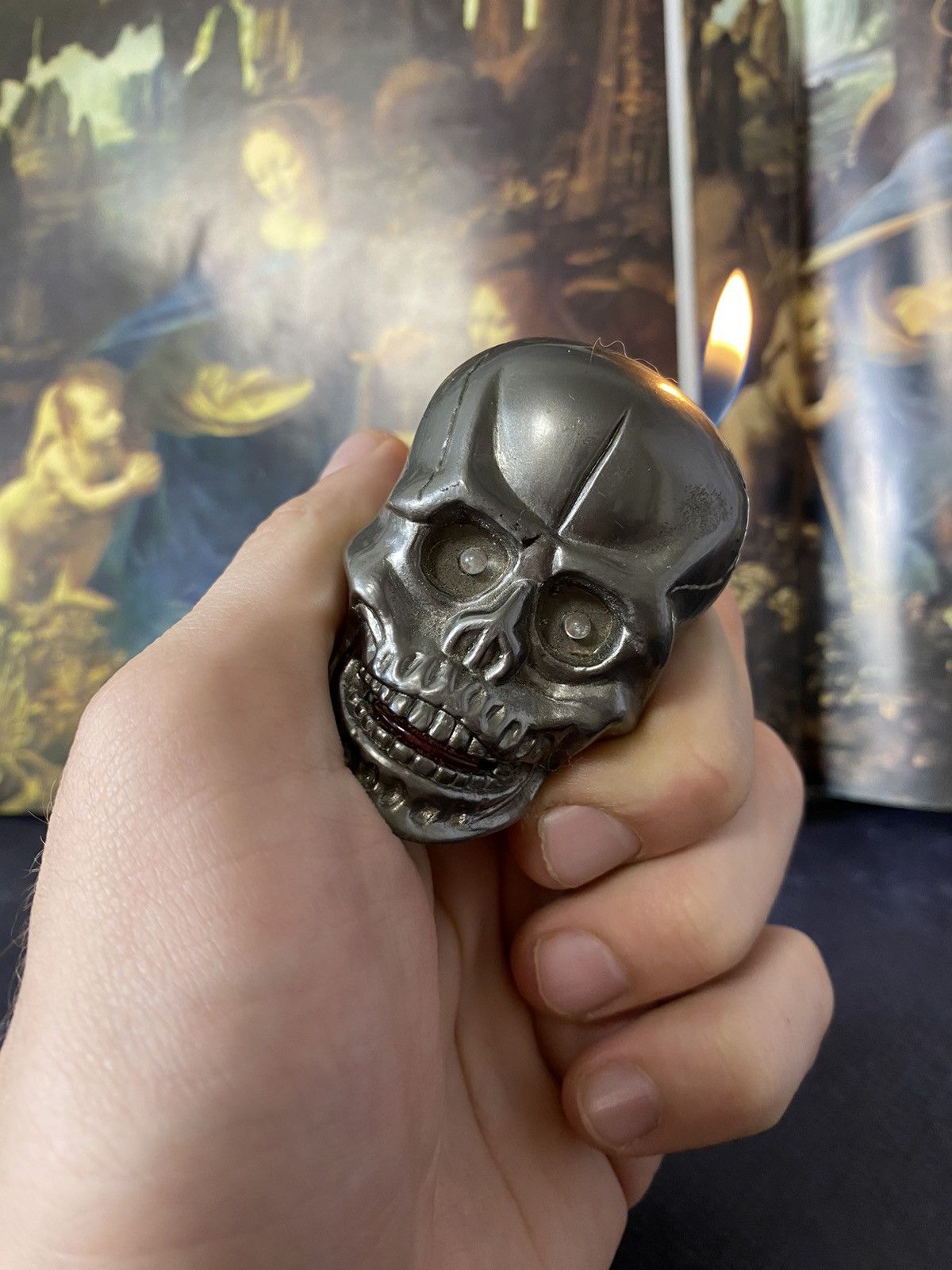 Jewelry Rare Retro Vintage Skull Lighter with Light! Size ONE SIZE - 10 Thumbnail