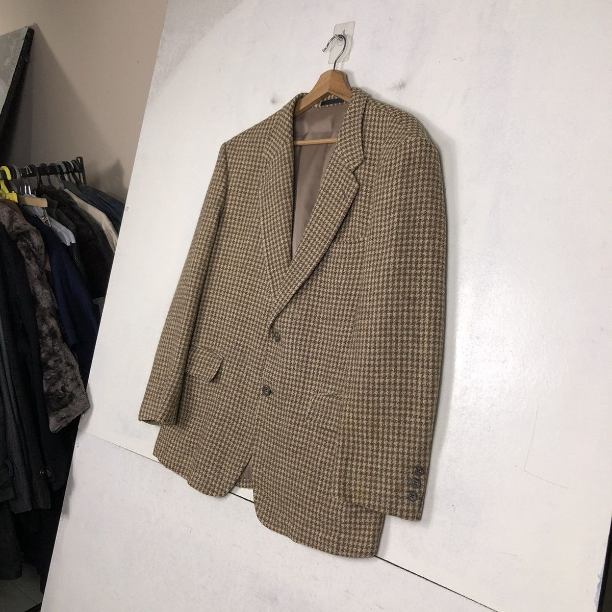Harris Tweed 📌VINTAGE DOUBLE BREAST WOOL HARRIS TWEED HERRINBONE Size US M / EU 48-50 / 2 - 3 Thumbnail