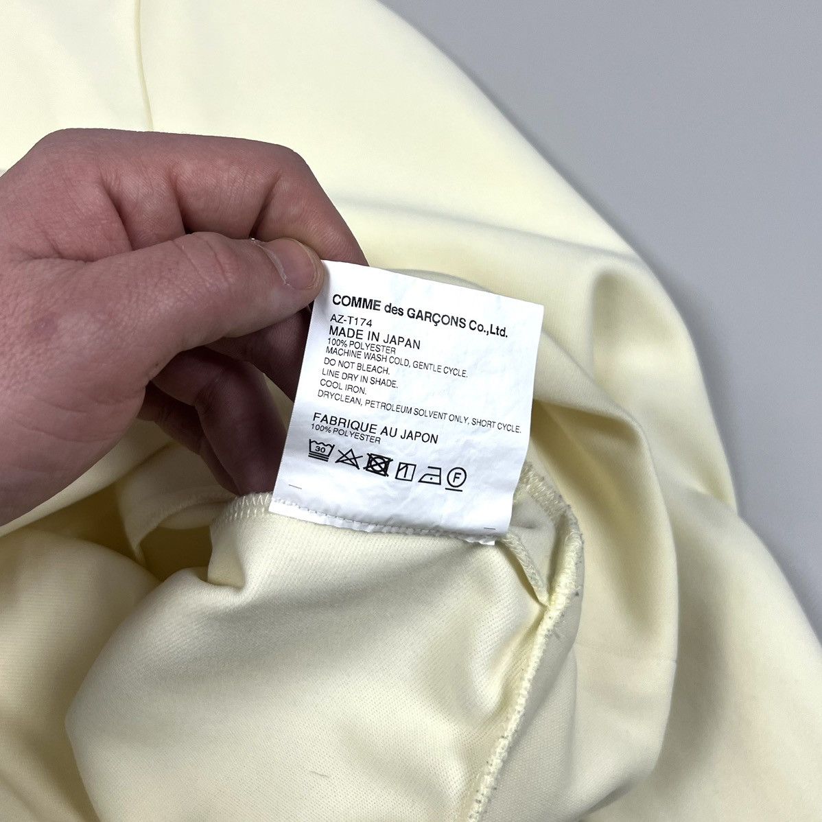 Comme des Garcons × Japanese Brand Auth Men’s PLAY Comme des Garçons Logo Beige Hoodie Size S/M Size US M / EU 48-50 / 2 - 11 Thumbnail