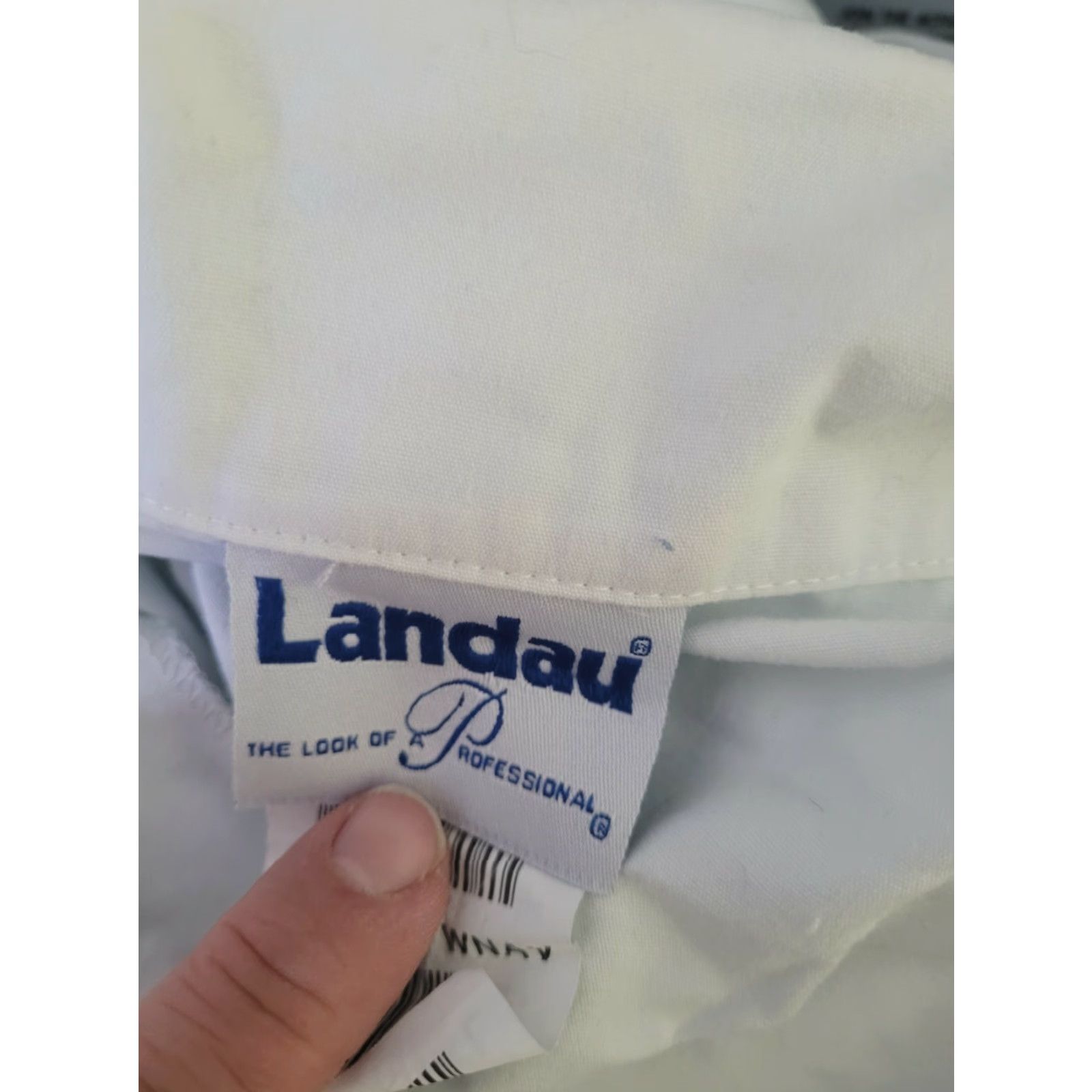 Vintage Aultman Hospital Radiology Student Scrub Top Shirt XXL 2XL White Landau Unisex Medical Size US XXL / EU 58 / 5 - 7 Thumbnail
