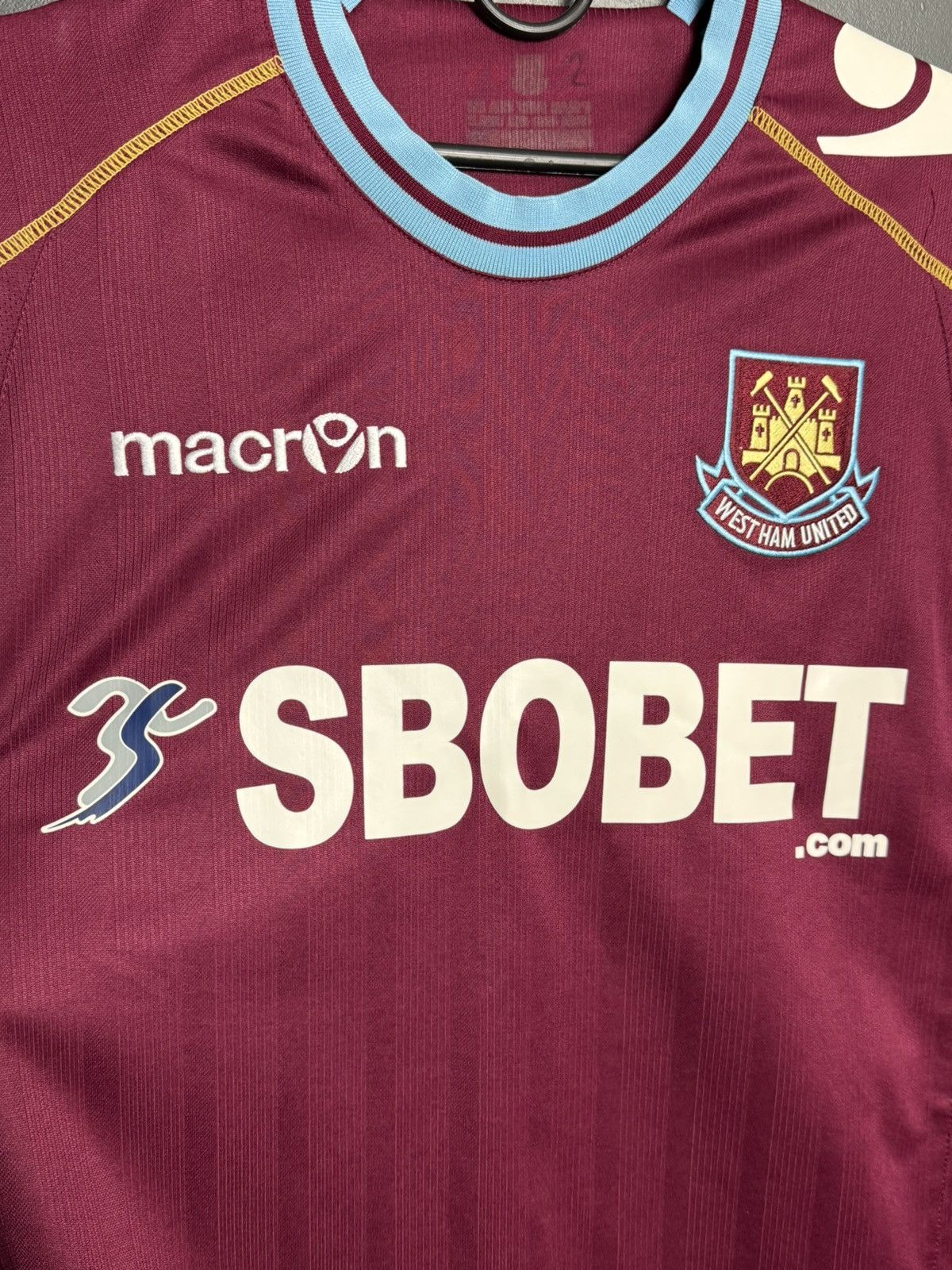 Macron West Ham United 11/12 Home Football Jersey Size US M / EU 48-50 / 2 - 3 Thumbnail
