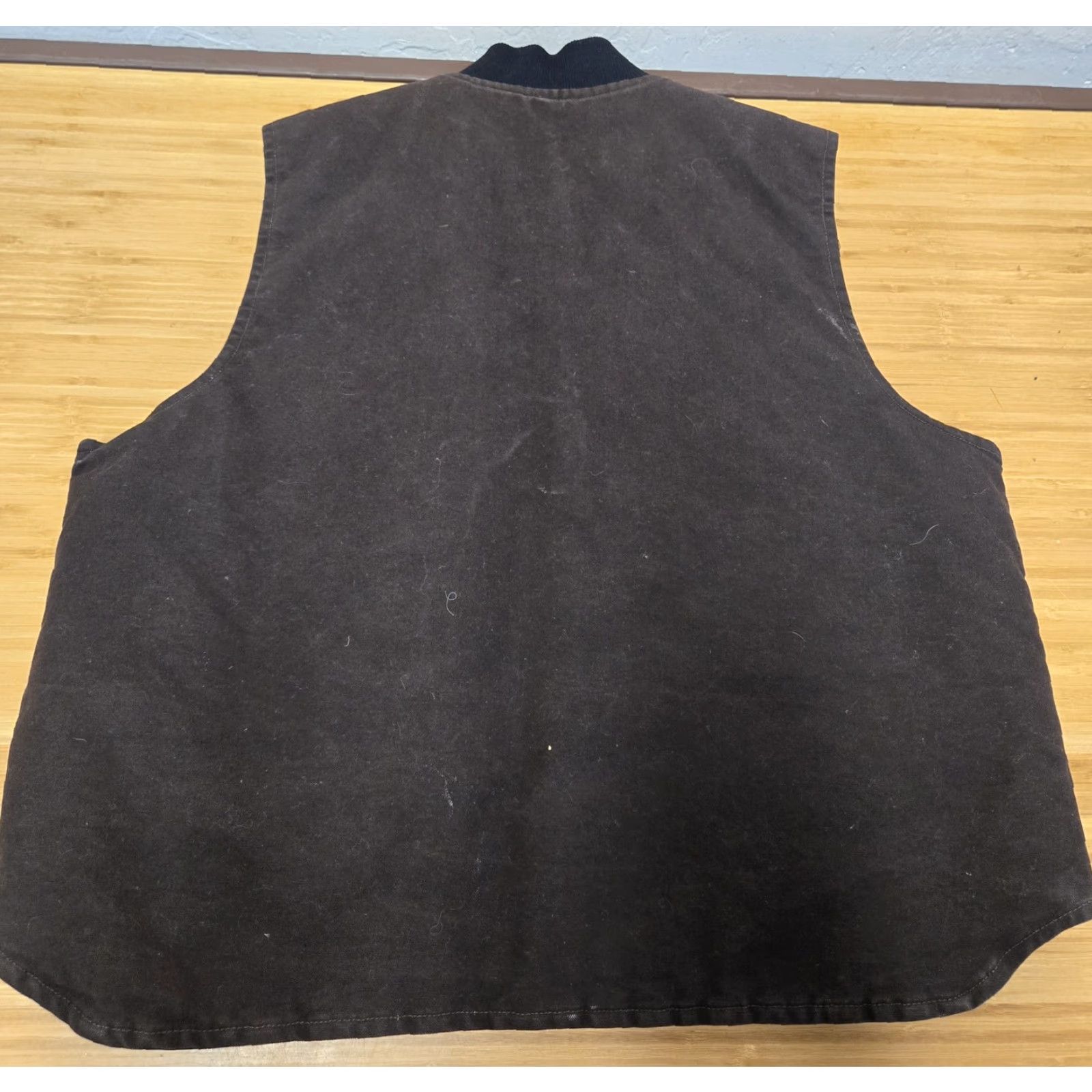 Carhartt Carhartt Vest Mens 2XL Brown Quilted Full Zip Workwear Lined Pockets USA, 2XL Mens Brown Cardhartt J97 Quilted Vest, Vintage? Wait. Size US XXL / EU 58 / 5 - 5 Thumbnail