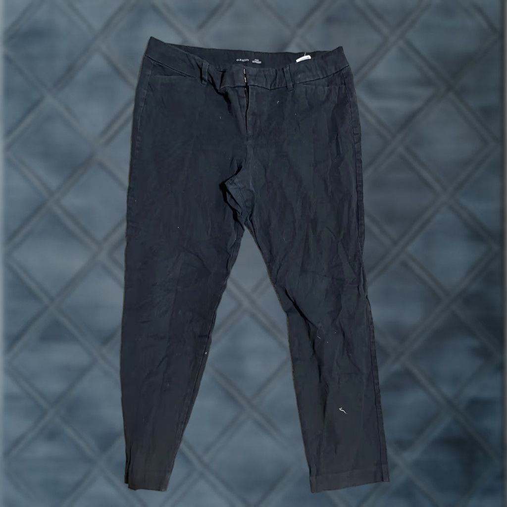Old Navy Old Navy Black Pixie High-Rise Ankle Pants Women Size 12 Slim Cotton Blend Flat Front Pockets 12 Regular Women's Pants Size 34" / US 12 / IT 48 - 1 Thumbnail