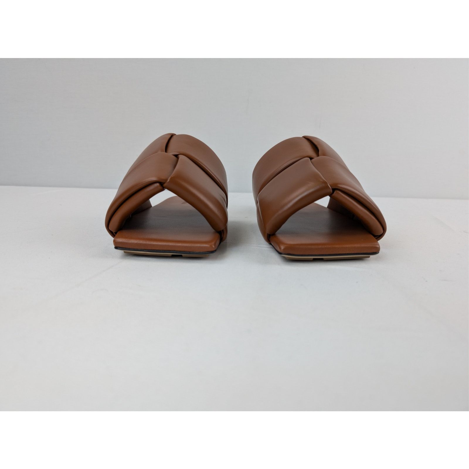 Bottega Veneta o1rshd1 Lagoon Nappa Leather Patch Sandal Slipper in Caramel Size US 9 / EU 42 - 9 Thumbnail
