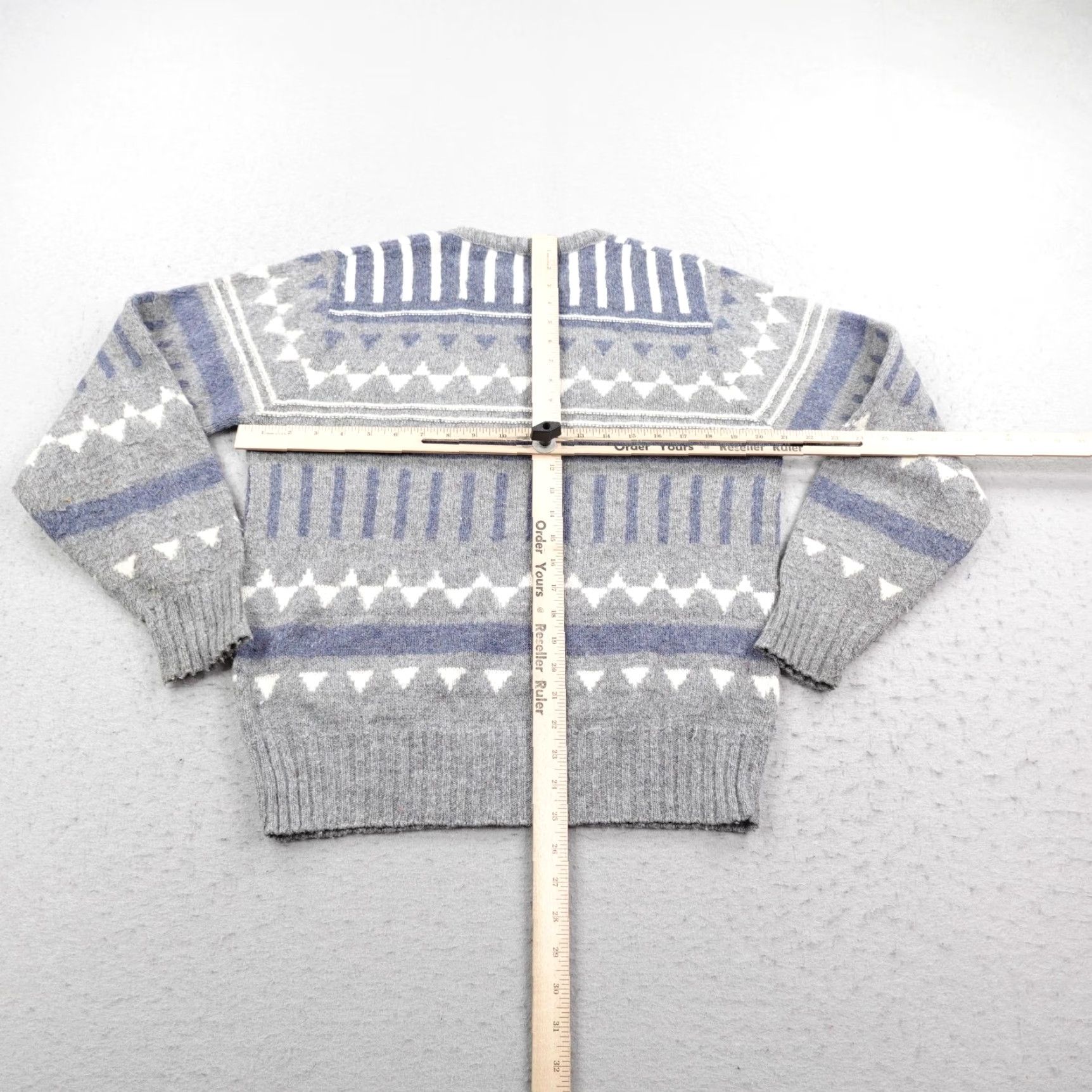 Vintage VINTAGE Trends Sweater Mens Medium Gray Geometric Knit Wool Blend Pullover Size US M / EU 48-50 / 2 - 4 Thumbnail