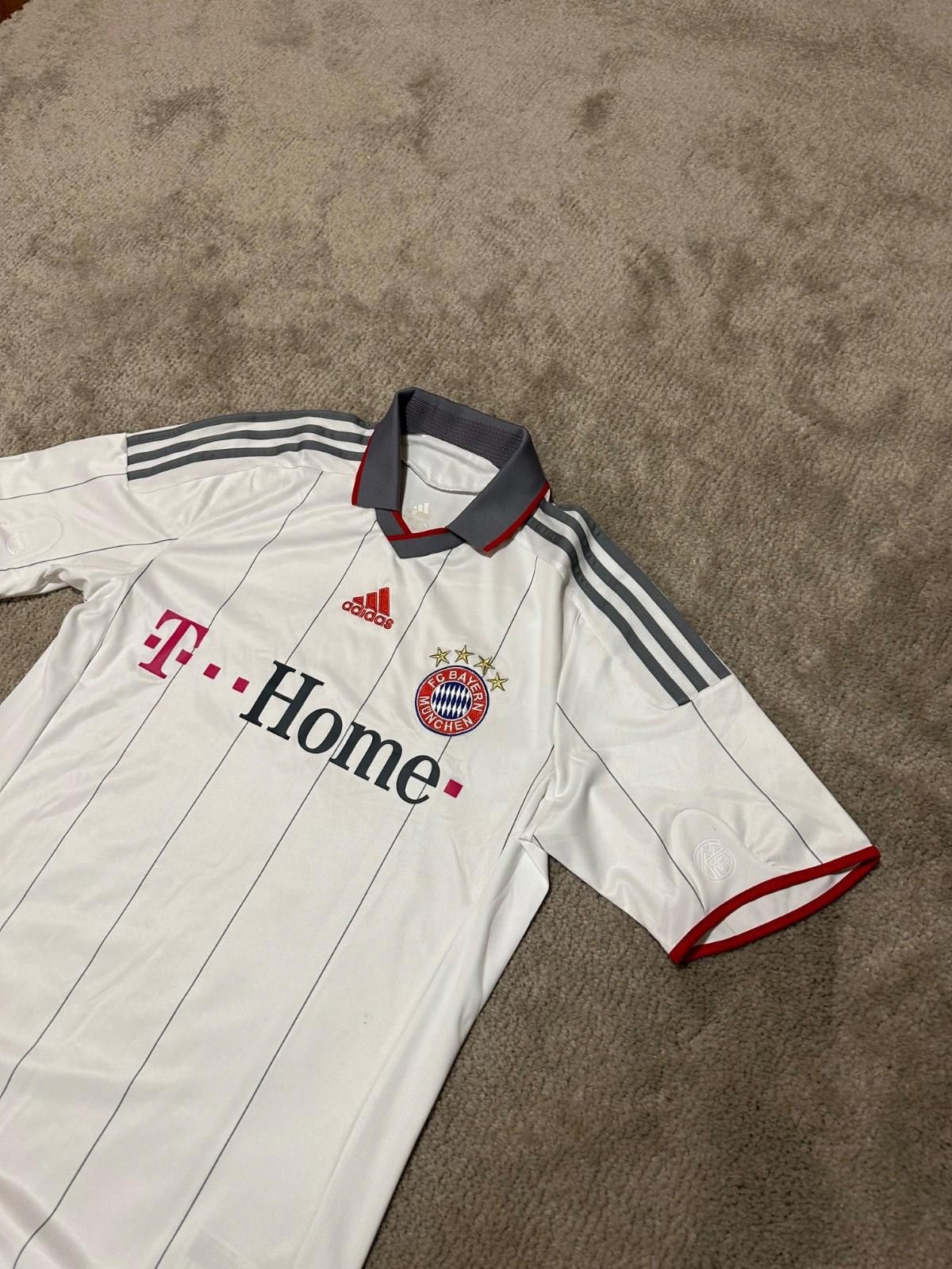 Adidas Bayern Munich Germany home football shirt 09/10 Adidas M Size US M / EU 48-50 / 2 - 3 Thumbnail