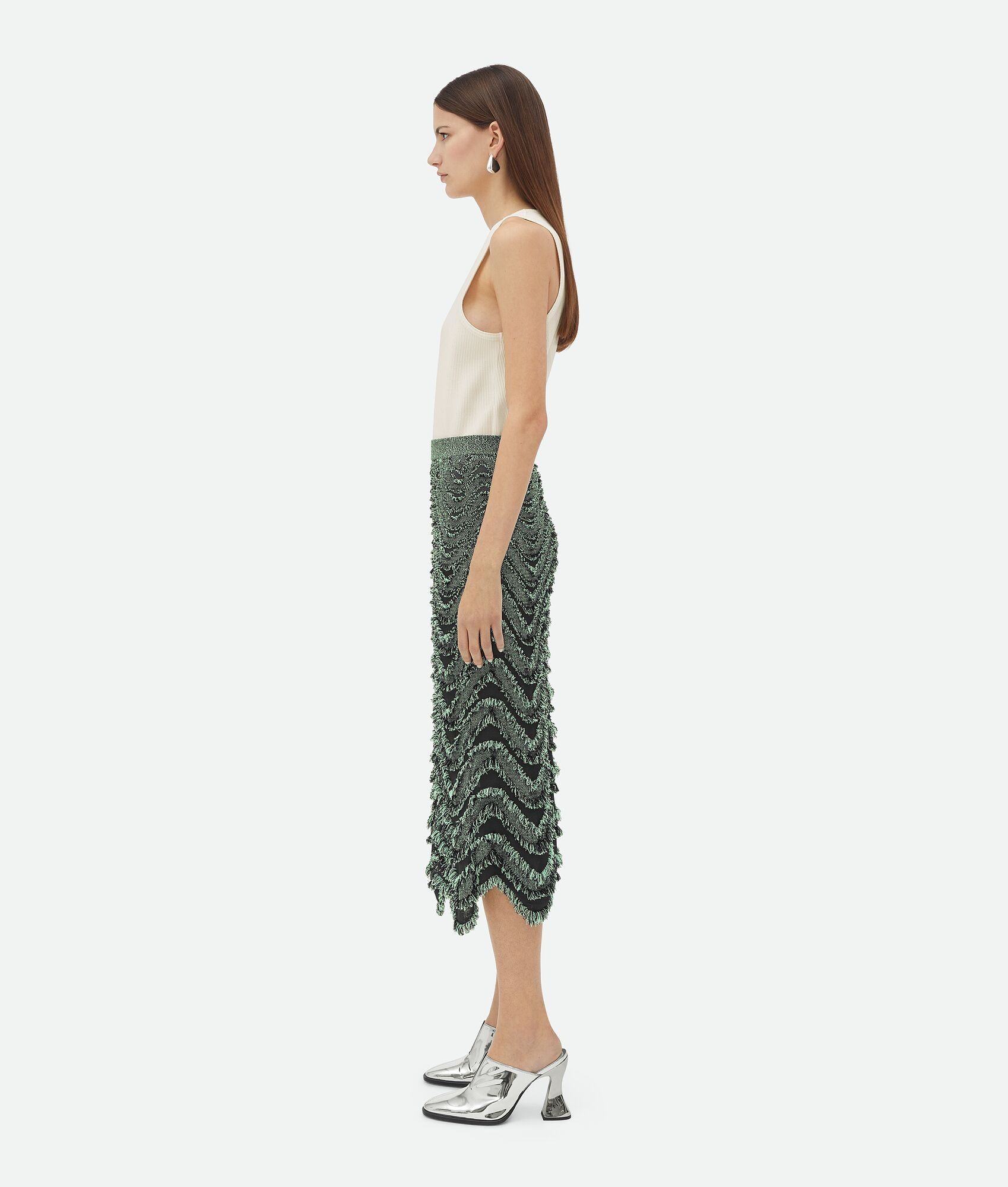Bottega Veneta o1bcso1str0725 Textured Viscose Skirt With Weaved Fringes Size 28" / US 6 / IT 42 - 2 Thumbnail