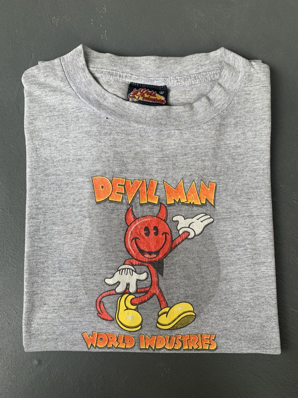 World Industries 😈vintage 90s world industries devil man Size US XL / EU 56 / 4 - 2 Thumbnail