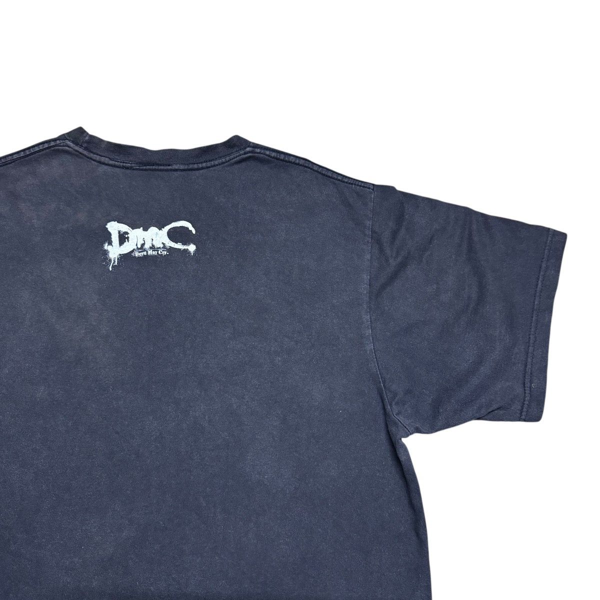 Vintage Vintage Y2K DMC Devil May Cry Shirt Size US M / EU 48-50 / 2 - 9 Thumbnail