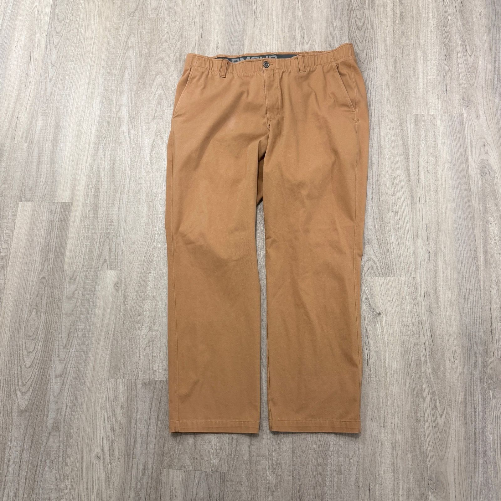 Under Armour Under Armour Match Play Golf Pants Men's 40x32 Tan Golfing Size US 40 / EU 56 - 1 Thumbnail