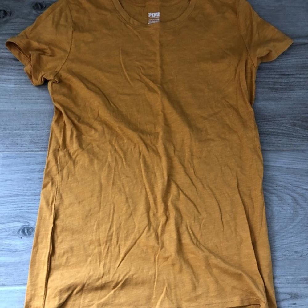 Designer Soft Mustard Yellow Basic T-Shirt Size S / US 4 / IT 40 - 1 Thumbnail