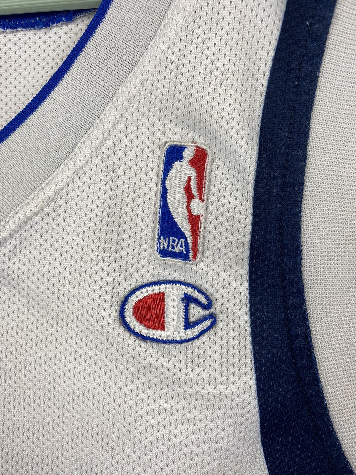 Champion Vintage Dirk Nowitzki Dallas Mawericks Champion Jersey Bulls Size US L / EU 52-54 / 3 - 3 Thumbnail