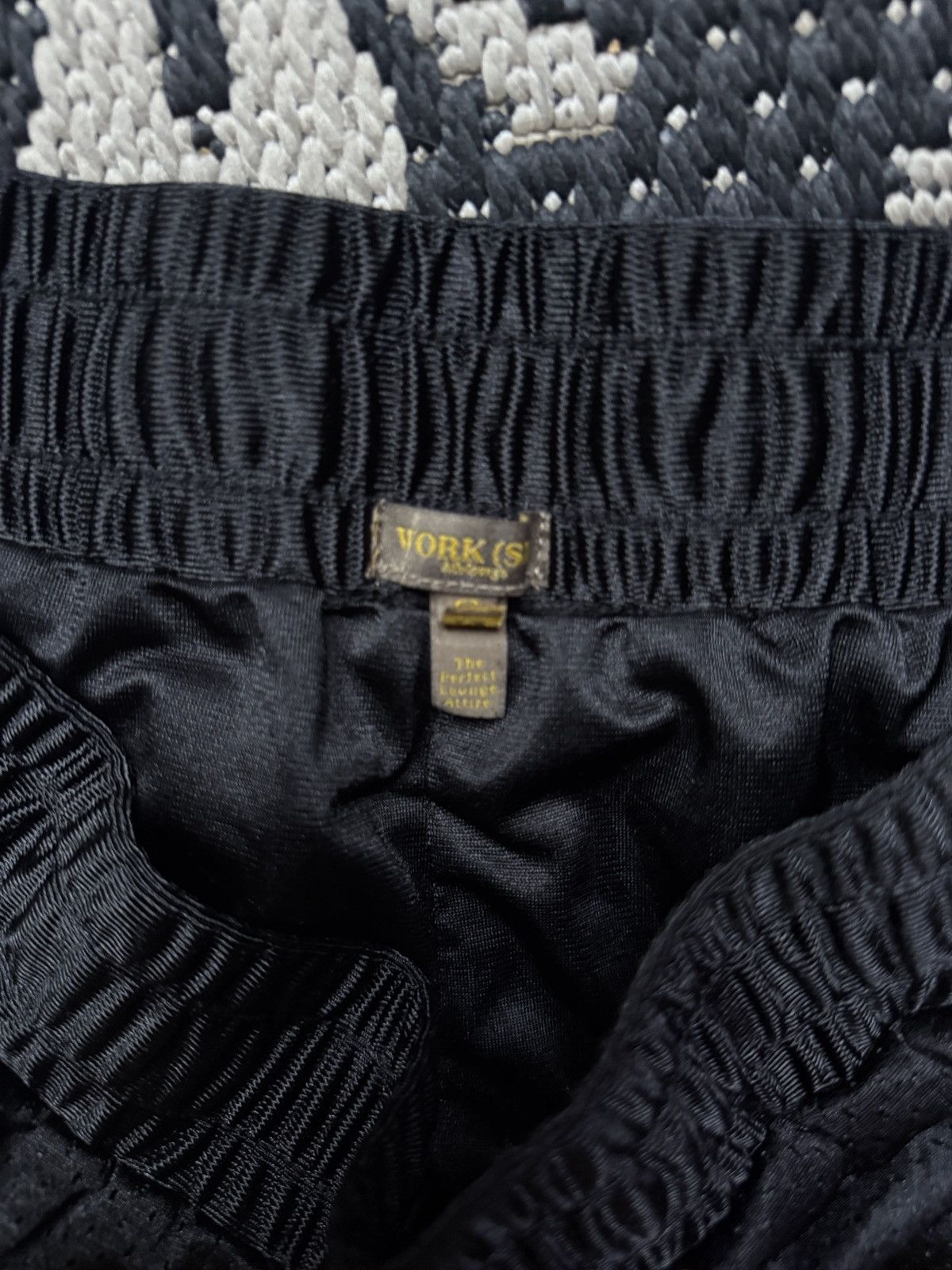Other Black ATH-Lounge pants Size US 33 - 3 Thumbnail