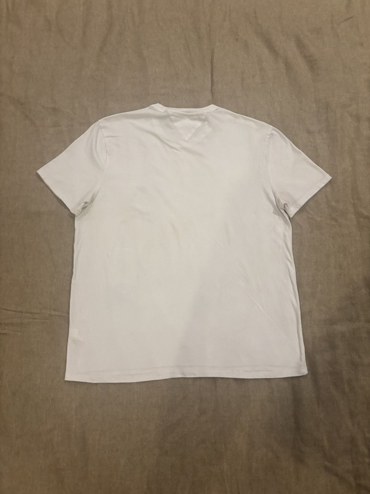Tommy Hilfiger Tommy Hilfiger T.shirt.mt-117 Size US L / EU 52-54 / 3 - 8 Thumbnail
