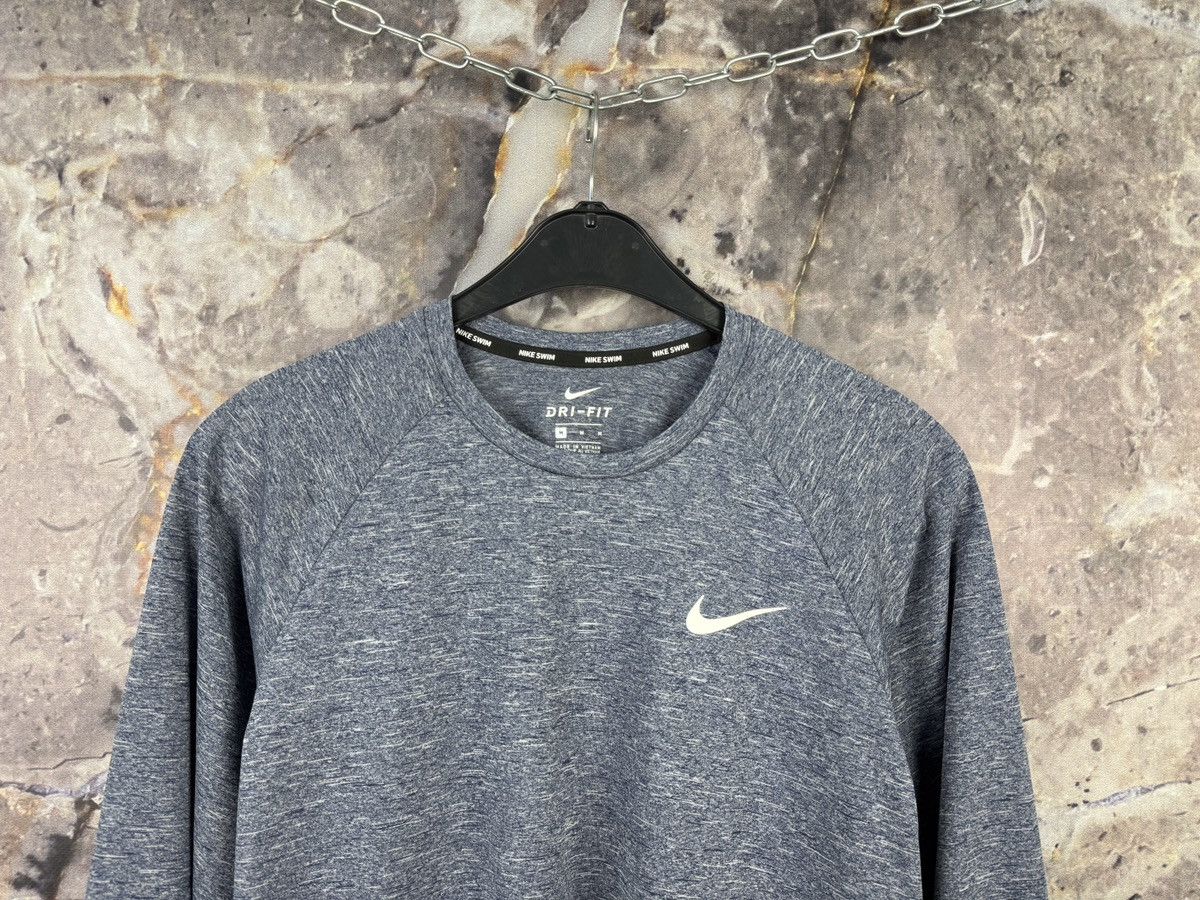 Nike Nike Dri-FIT Long Sleeve Running Shirt Grey Athletic Size M Size US M / EU 48-50 / 2 - 2 Thumbnail