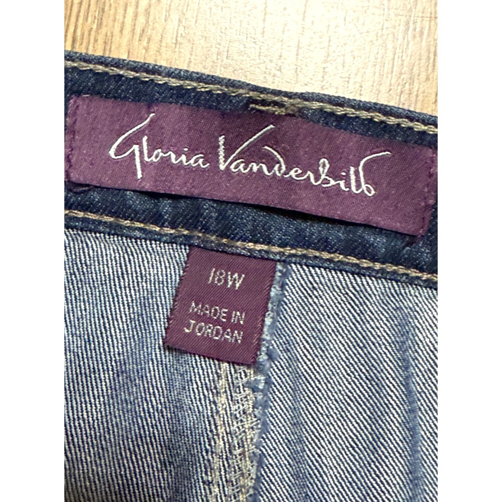 Gloria Vanderbilt Gloria Vanderbilt Jeans Women's Plus Size 18W Amanda Blue 39" Length 29" Inseam Denim Straight 5-Pocket Size 40" / US 18 - 4 Thumbnail