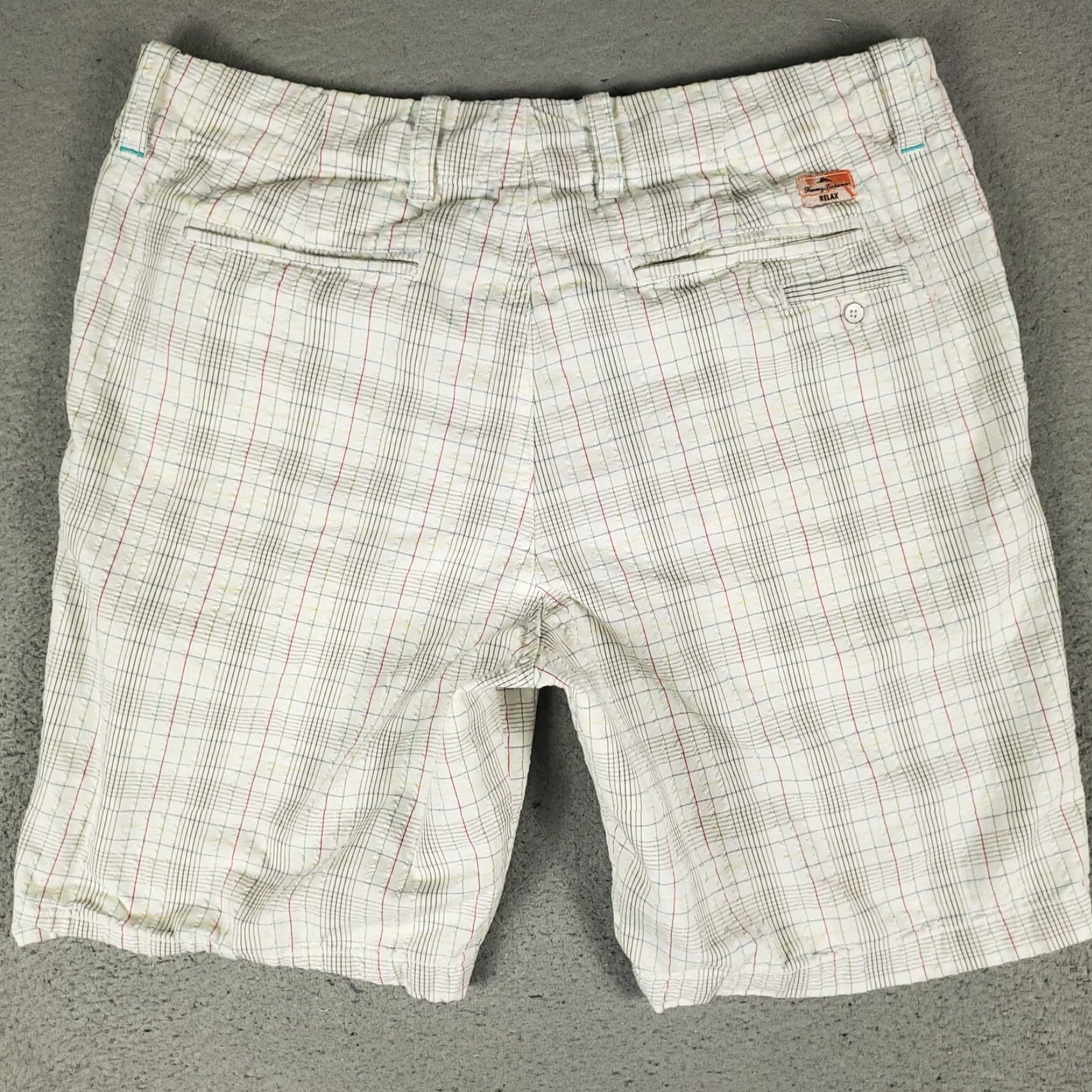 Tommy Bahama VINTAGE Tommy Bahama Men’s Shorts Size 34 Gray Plaid Chino Flat Front Cotton Summer Casual Size US 34 / EU 50 - 7 Thumbnail