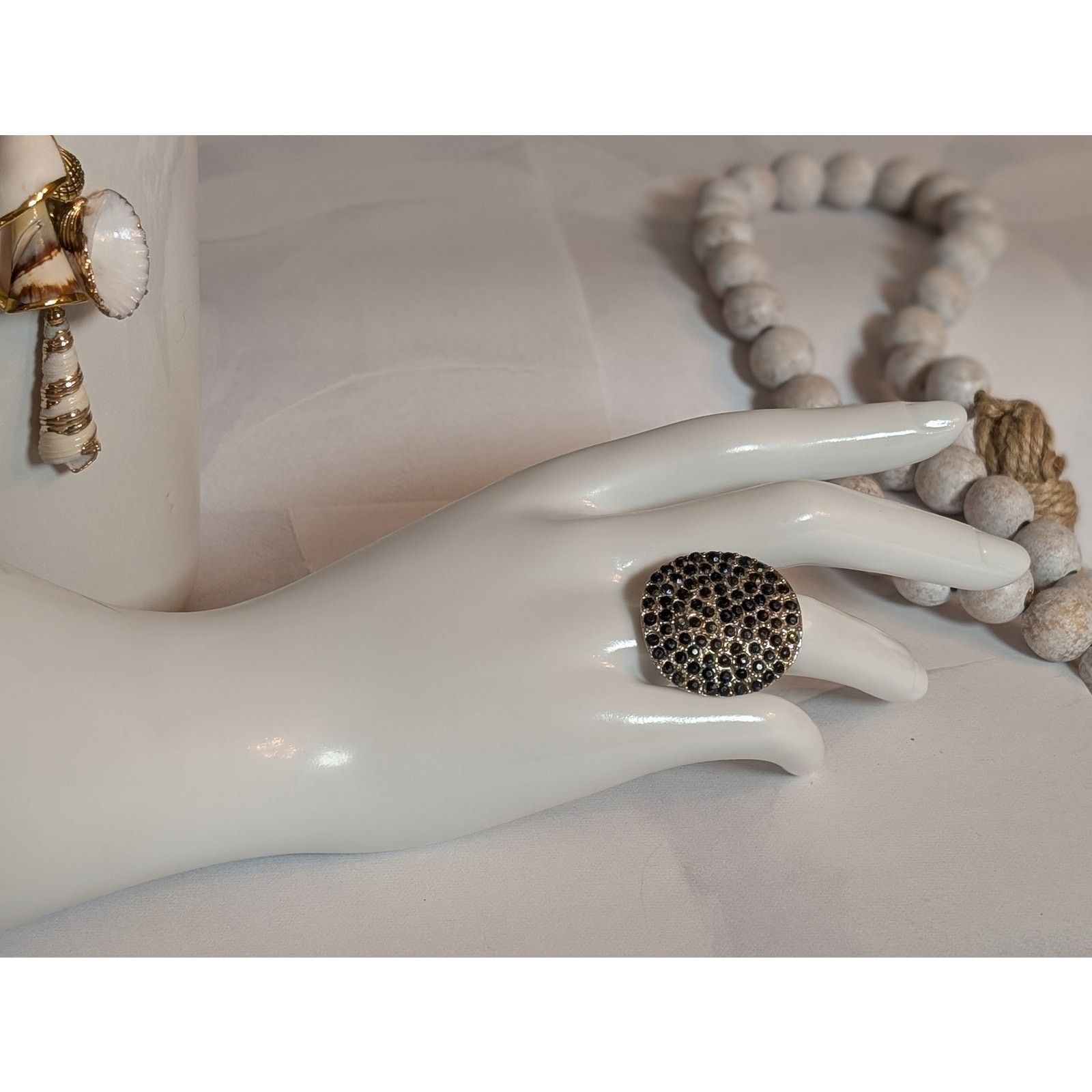 Vintage VTG 1980s Silver-Tone Black Rhinestone Statement Ring SZ 8 Size ONE SIZE - 2 Thumbnail
